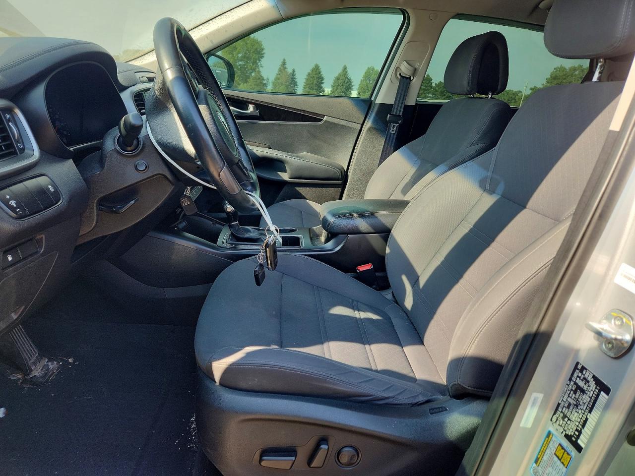 2016 Kia Sorento Lx V6 Silver vin: 5XYPGDA50GG009961