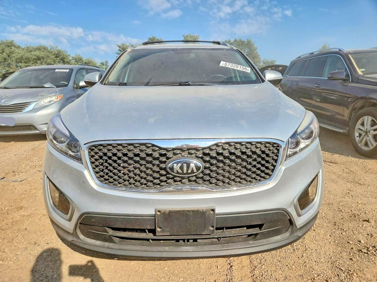 2016 Kia Sorento Lx V6 Silver vin: 5XYPGDA50GG009961