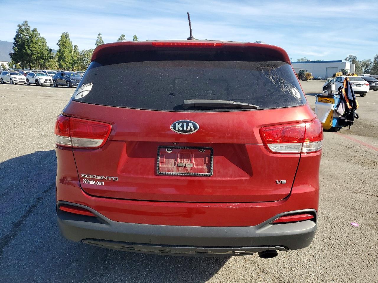 2017 Kia Sorento Lx V6 Red vin: 5XYPGDA50HG309632