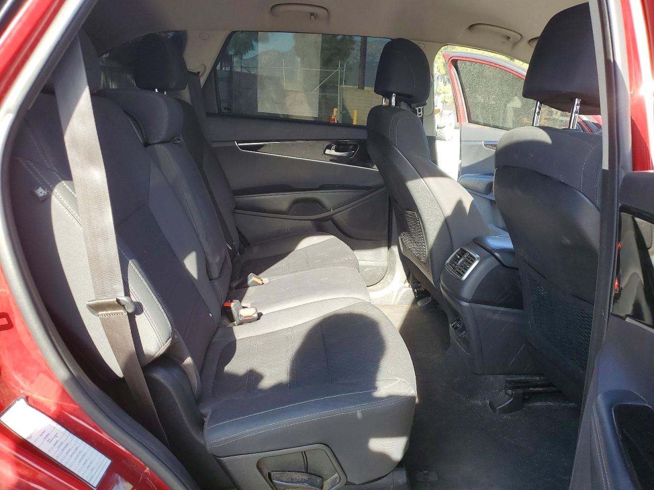 2017 Kia Sorento Lx V6 Red vin: 5XYPGDA50HG309632