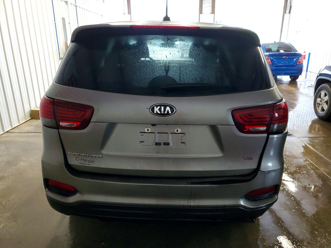 2019 Kia Sorento Lx V6 Silver vin: 5XYPGDA51KG449194