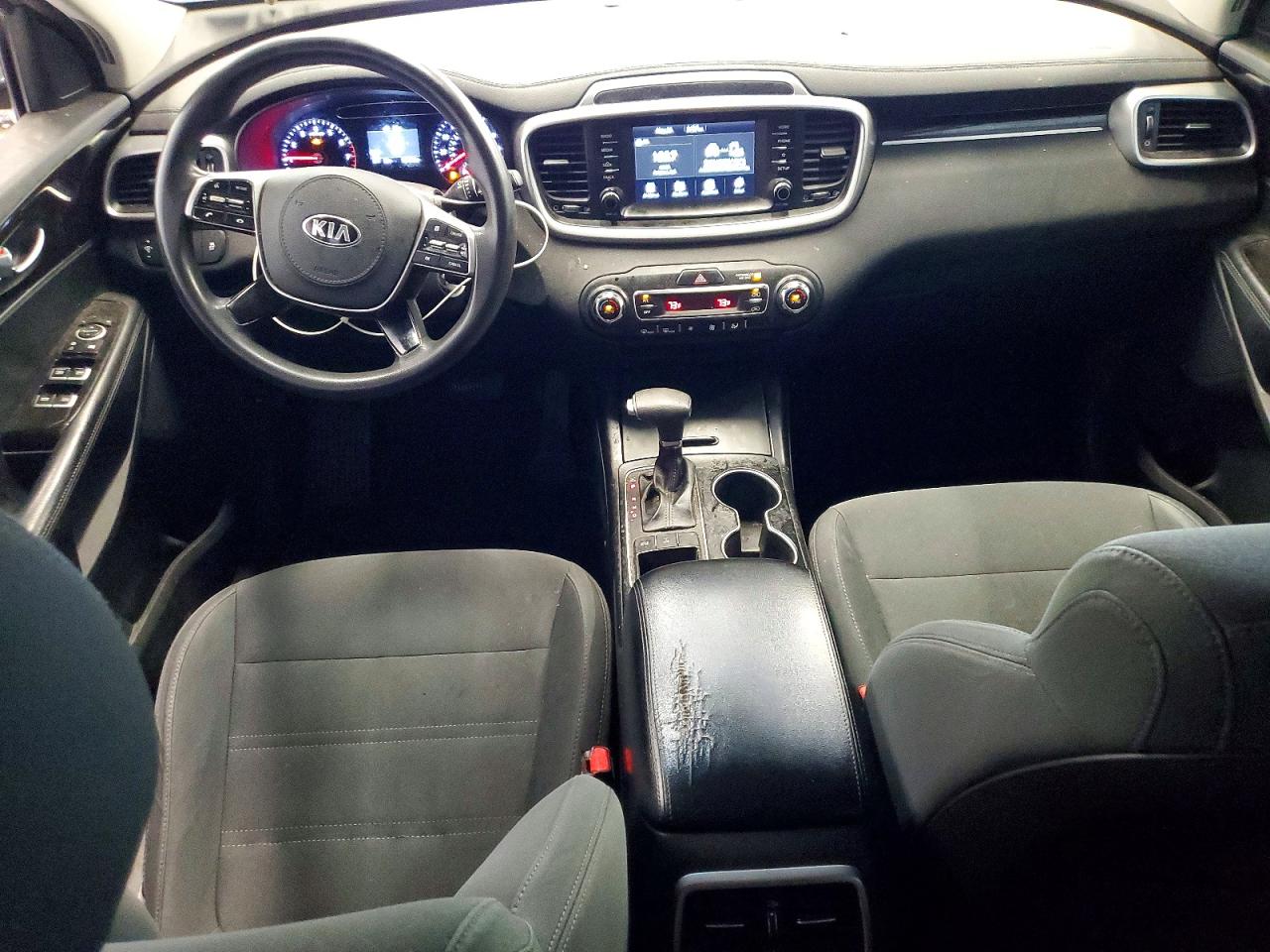 2019 Kia Sorento Lx V6 Silver vin: 5XYPGDA51KG449194