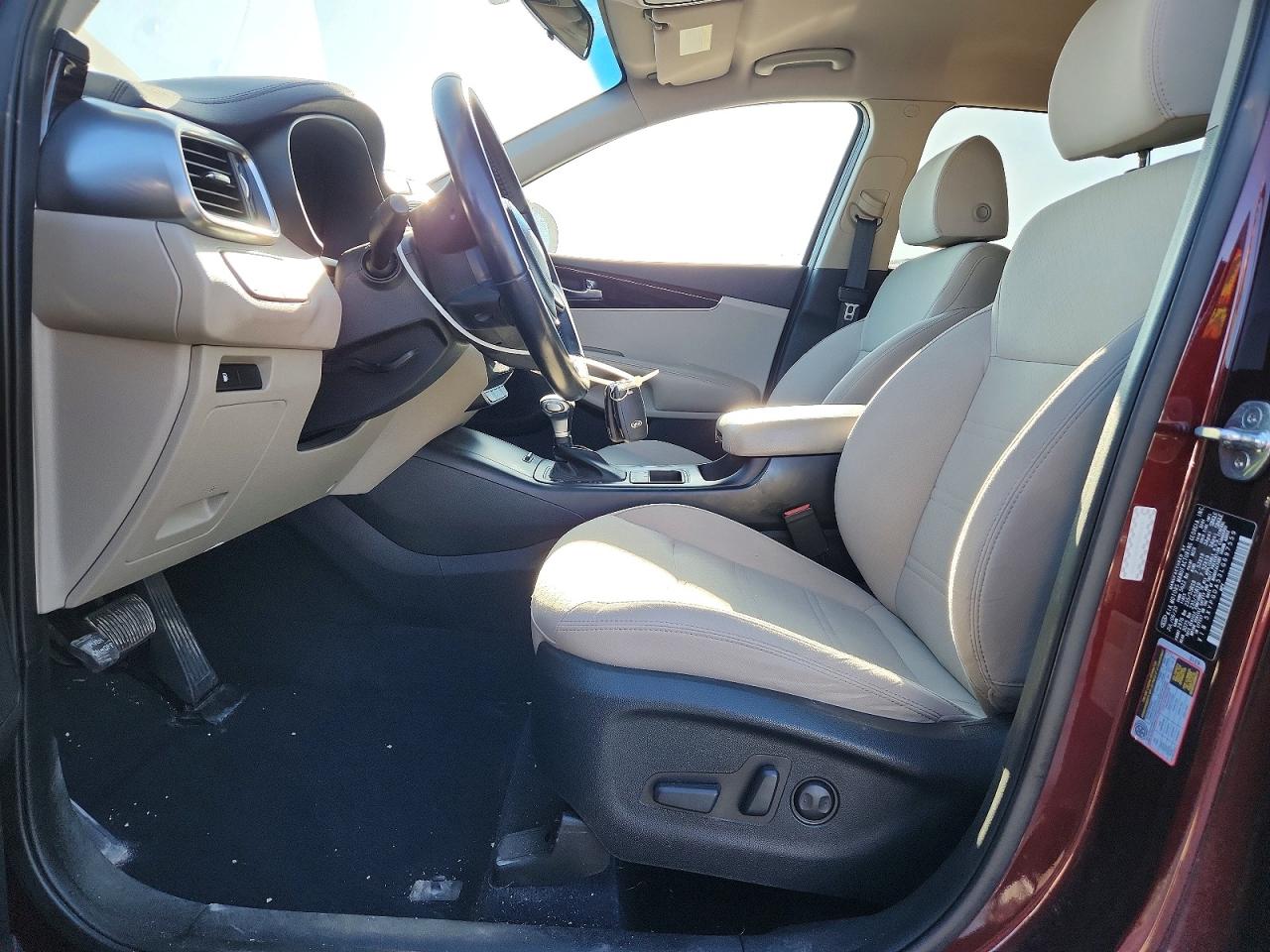 2020 Kia Sorento S V6 Burgundy vin: 5XYPGDA53LG697559