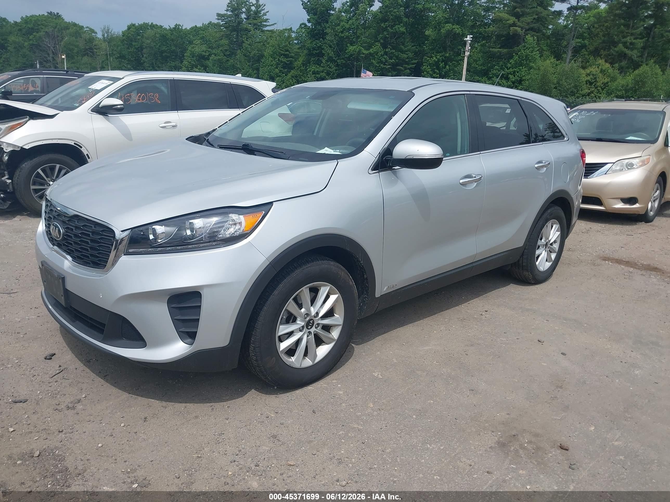 2019 Kia Sorento 3.3l Lx Silver vin: 5XYPGDA54KG447682
