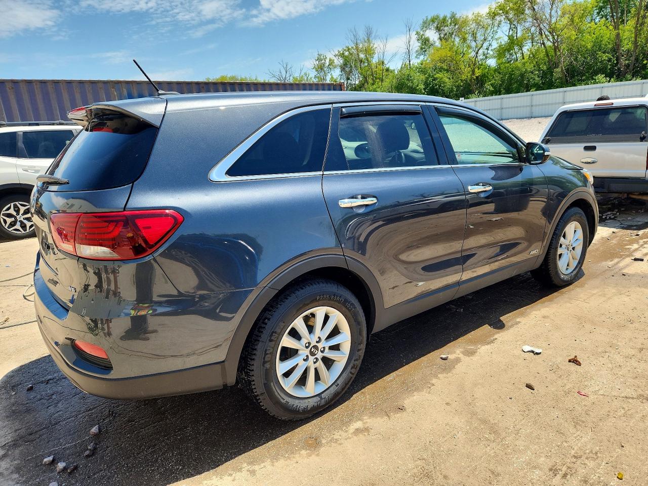 2020 Kia Sorento S Charcoal vin: 5XYPGDA55LG613497