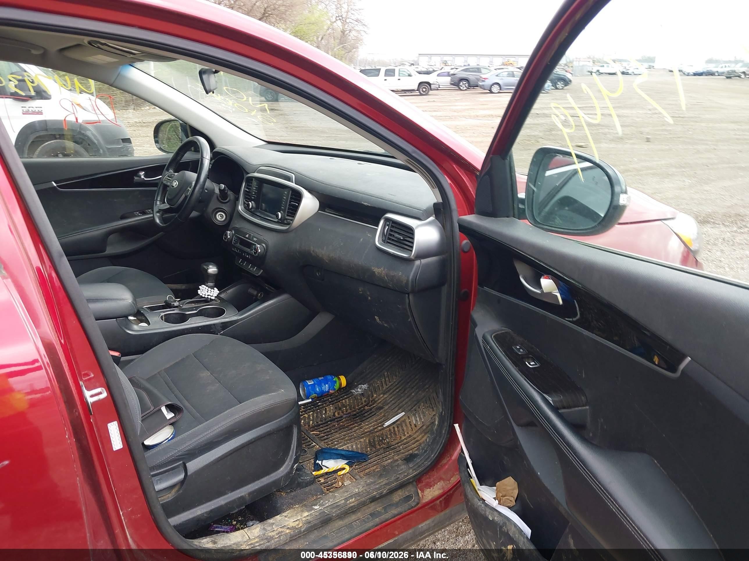 2019 Kia Sorento 3.3l S Красный vin: 5XYPGDA56KG592867