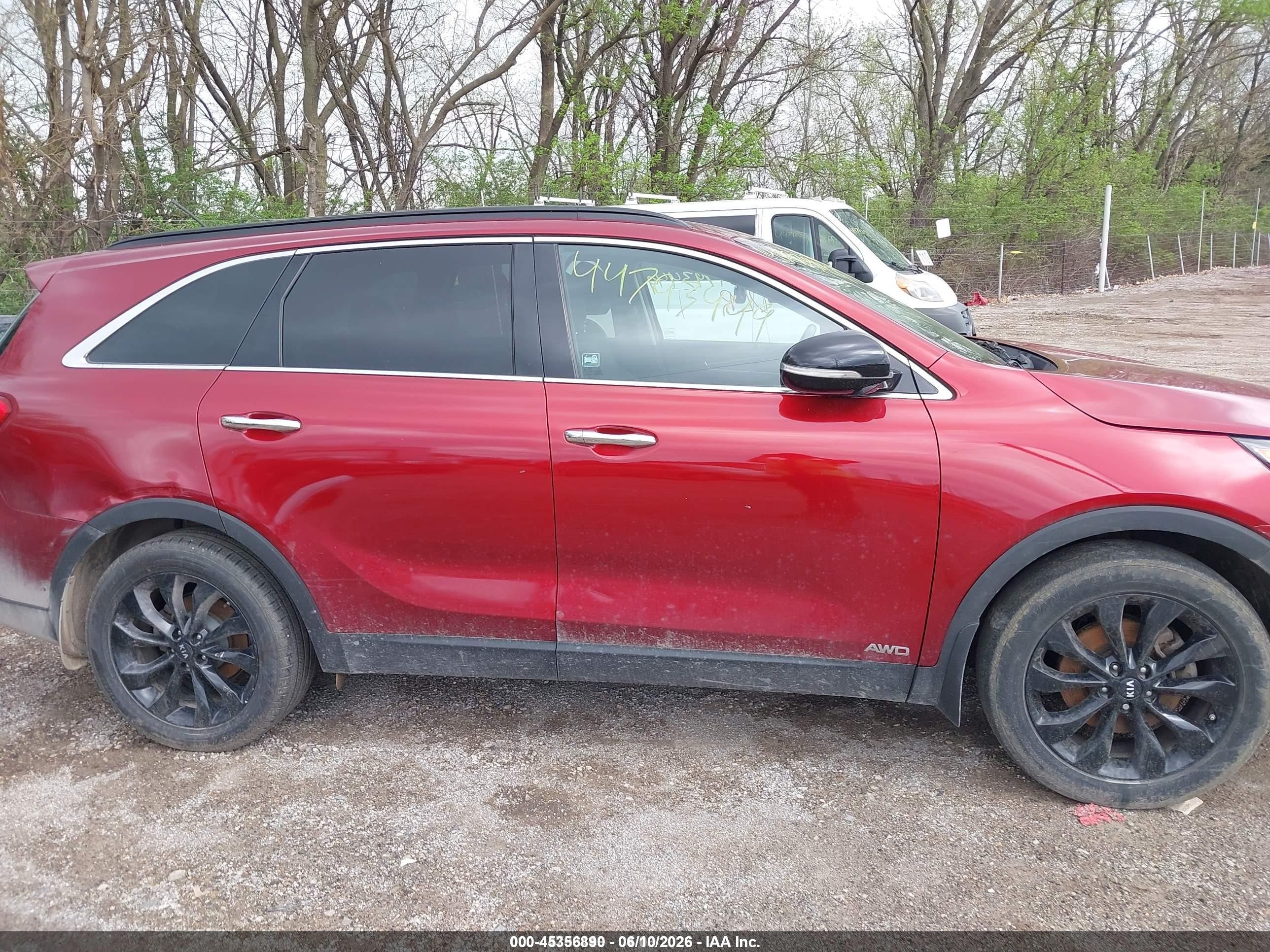 2019 Kia Sorento 3.3l S Красный vin: 5XYPGDA56KG592867