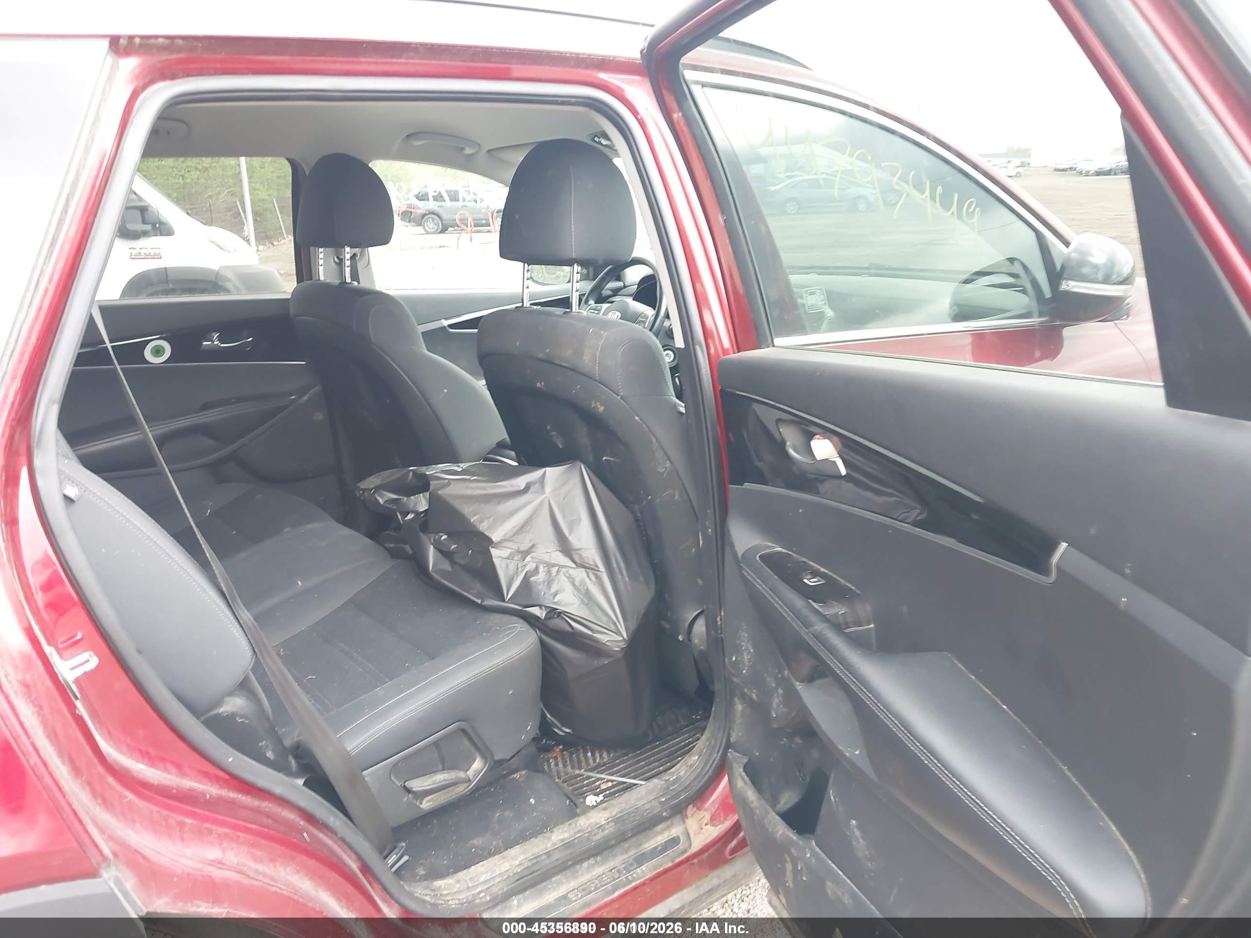 2019 Kia Sorento 3.3l S Красный vin: 5XYPGDA56KG592867