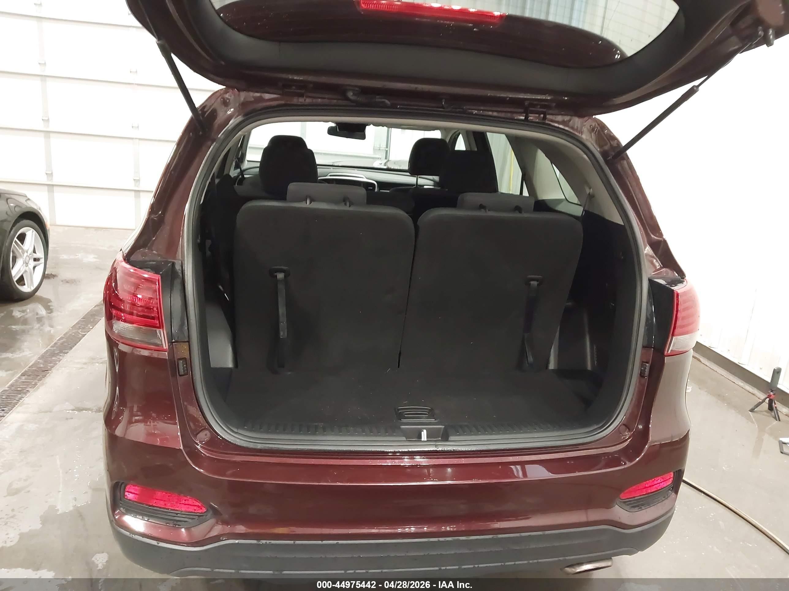 2019 Kia Sorento 3.3l Lx Maroon vin: 5XYPGDA58KG481298