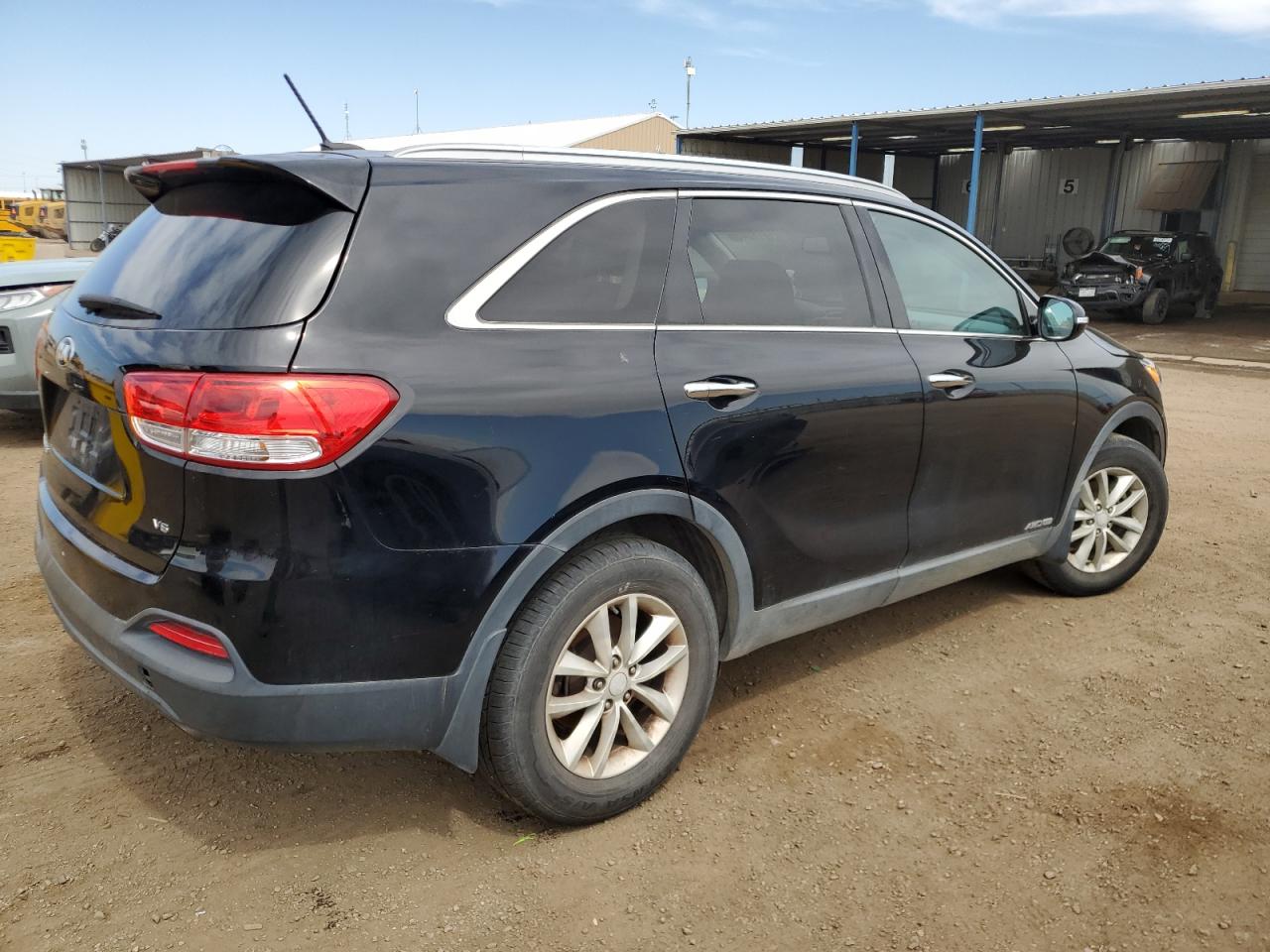 2017 Kia Sorento Lx Черный vin: 5XYPGDA5XHG225124