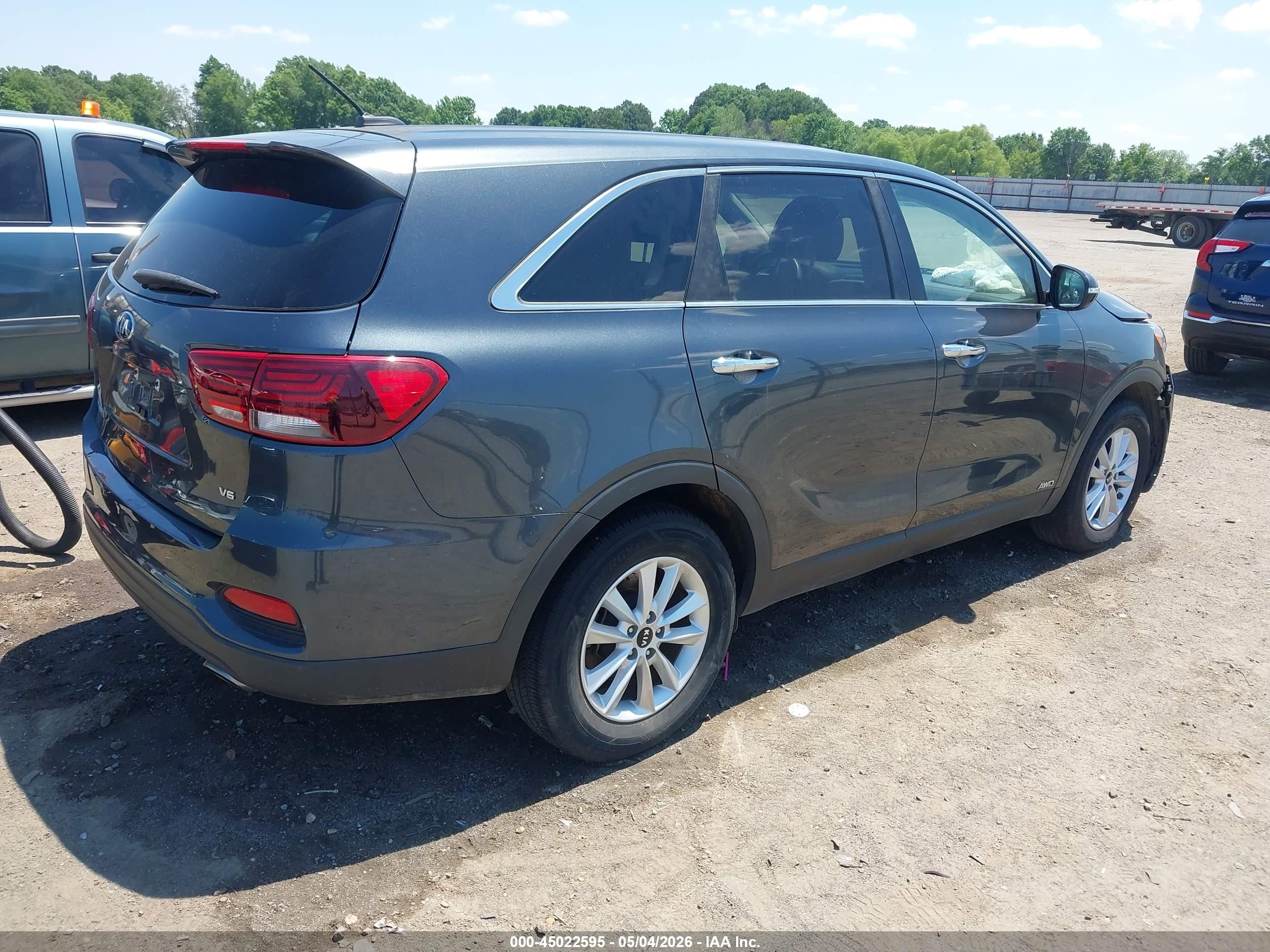 2020 Kia Sorento 3.3l Lx Серый vin: 5XYPGDA5XLG608151