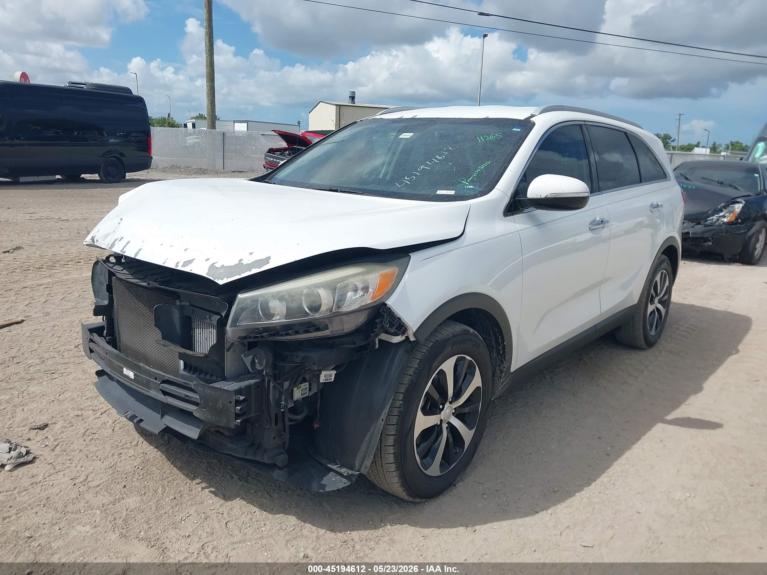 2016 Kia Sorento 2.0t Ex White vin: 5XYPH4A1XGG028706