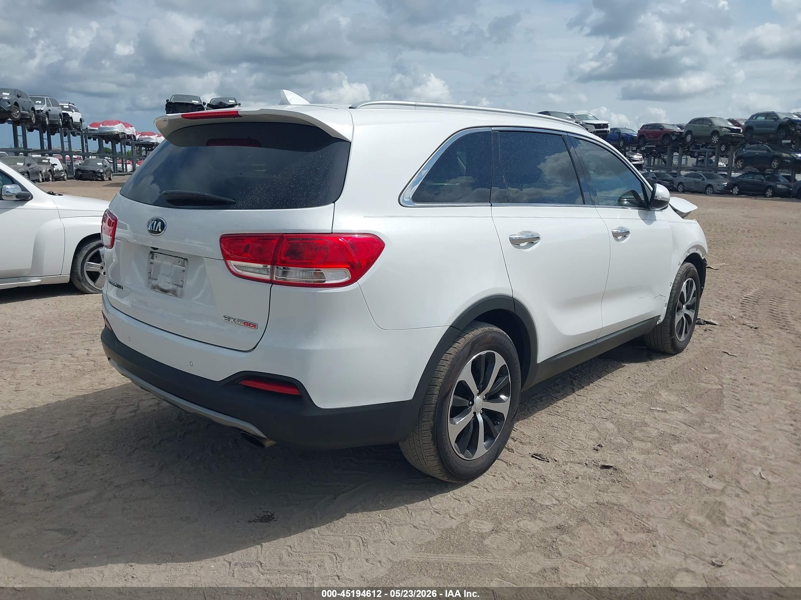 2016 Kia Sorento 2.0t Ex White vin: 5XYPH4A1XGG028706