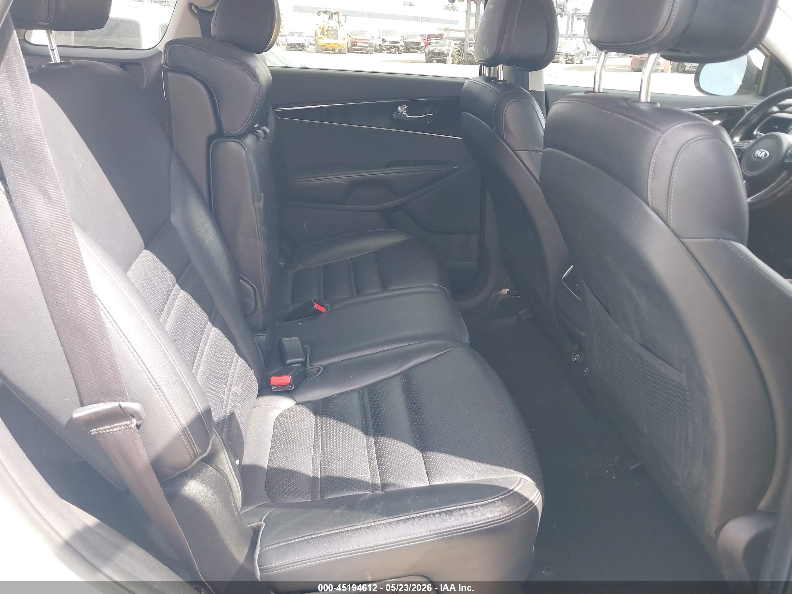2016 Kia Sorento 2.0t Ex White vin: 5XYPH4A1XGG028706