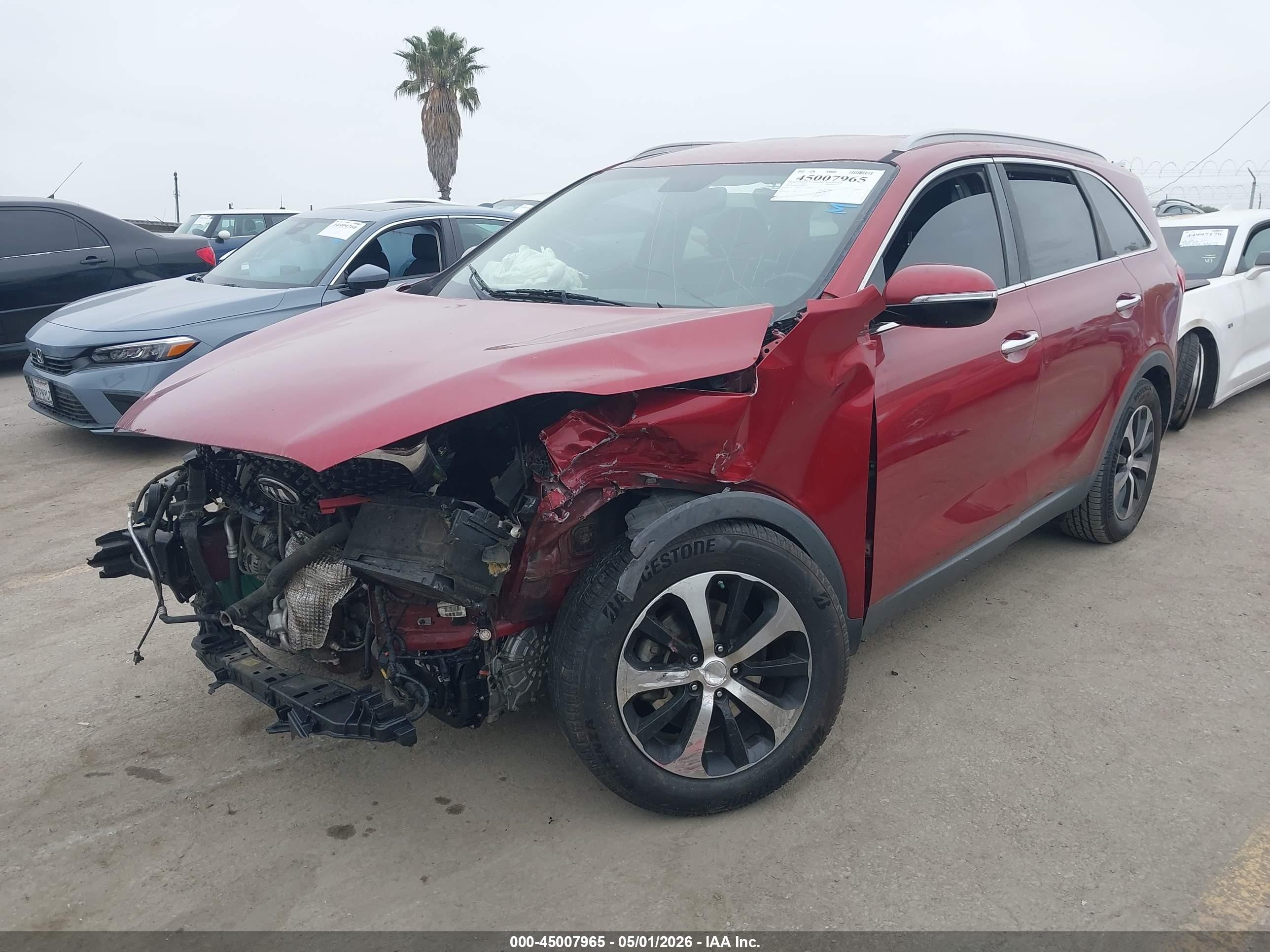 2018 Kia Sorento 3.3l Ex Красный vin: 5XYPH4A50JG349101