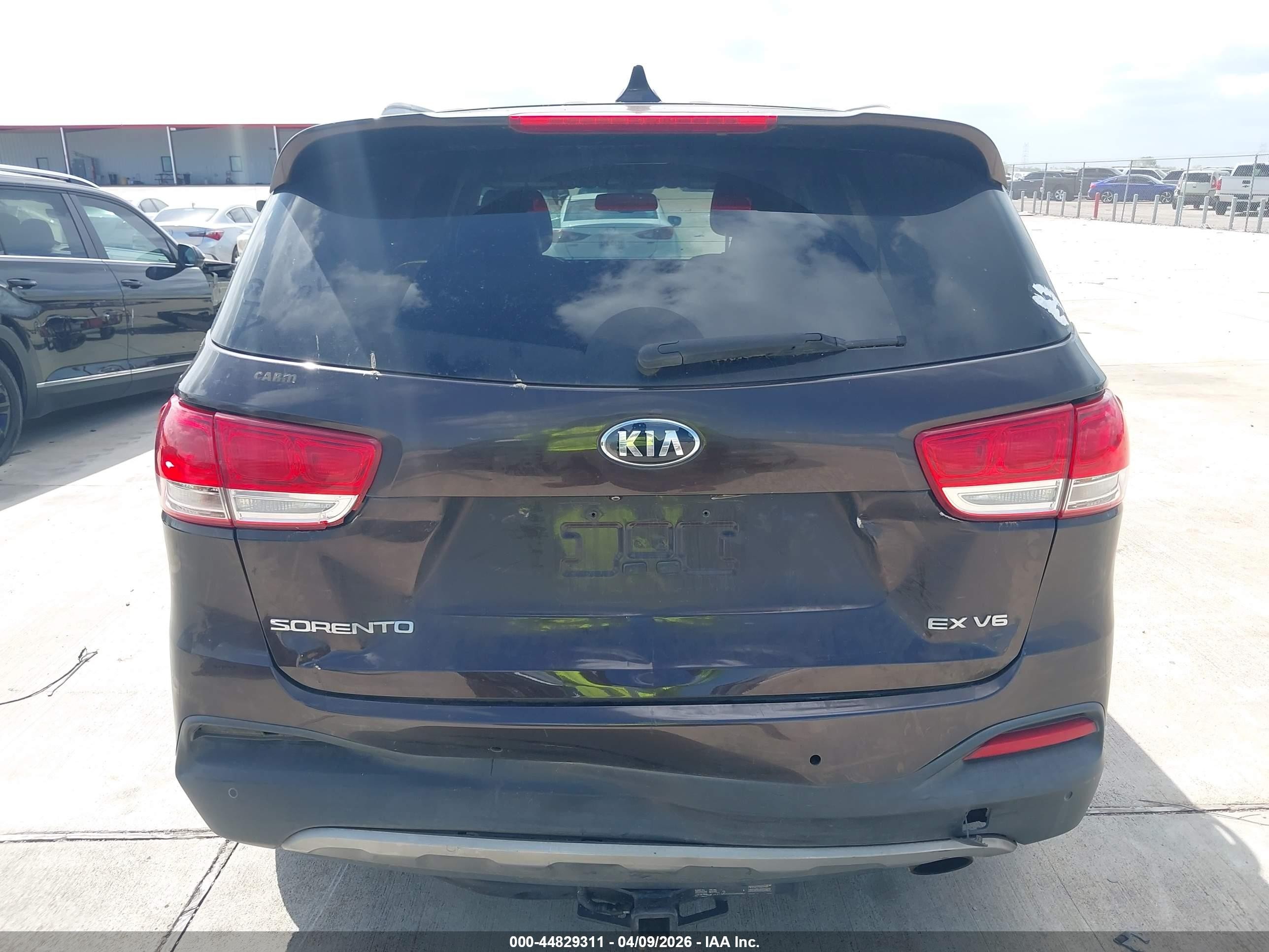 2016 Kia Sorento 3.3l Ex Purple vin: 5XYPH4A52GG135199