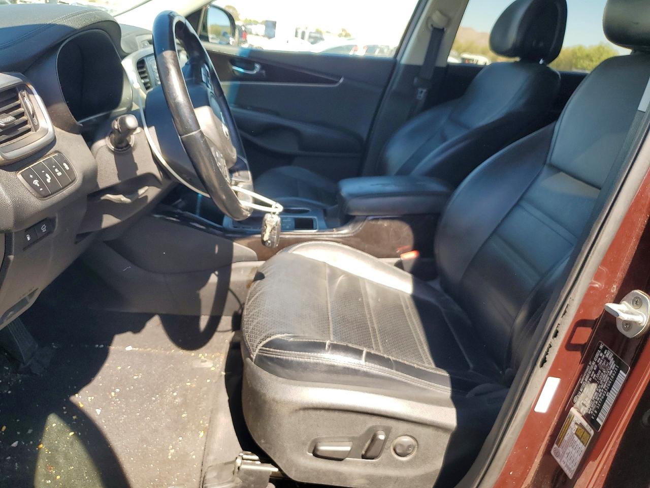 2016 Kia Sorento Ex Темно-бордовый vin: 5XYPH4A52GG186251