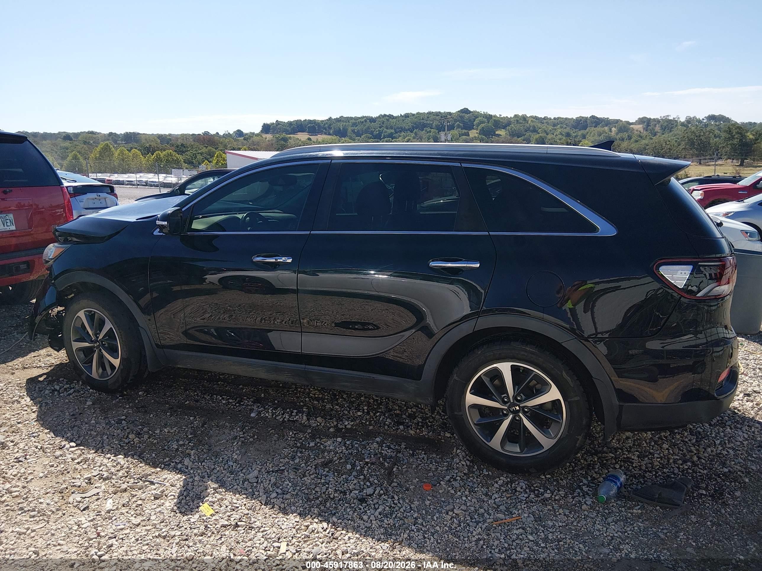 2019 Kia Sorento 3.3l Ex Черный vin: 5XYPH4A52KG567669