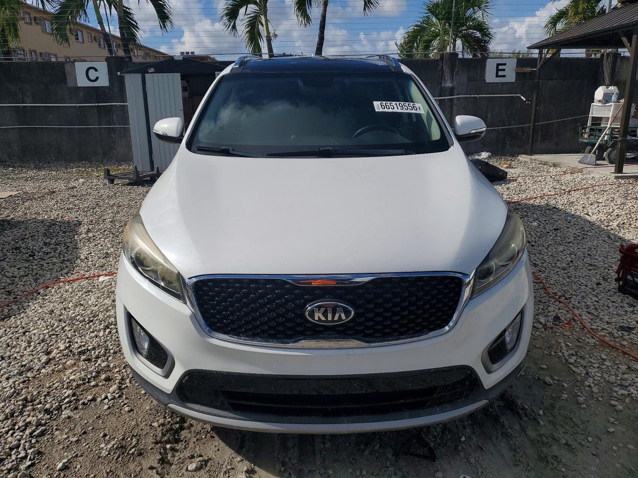 2016 Kia Sorento Ex White vin: 5XYPH4A53GG176831