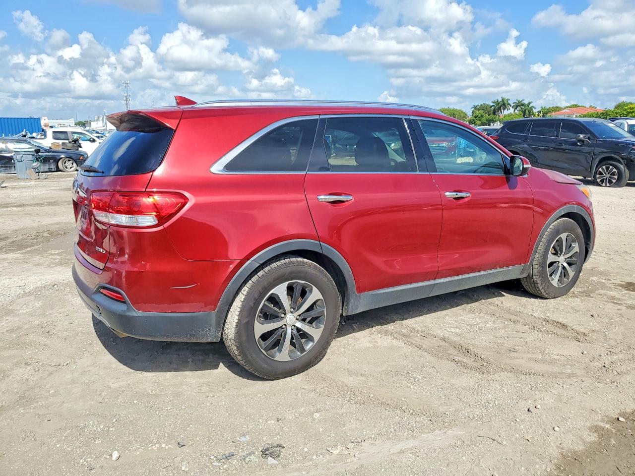 2016 Kia Sorento Ex Red vin: 5XYPH4A56GG041830