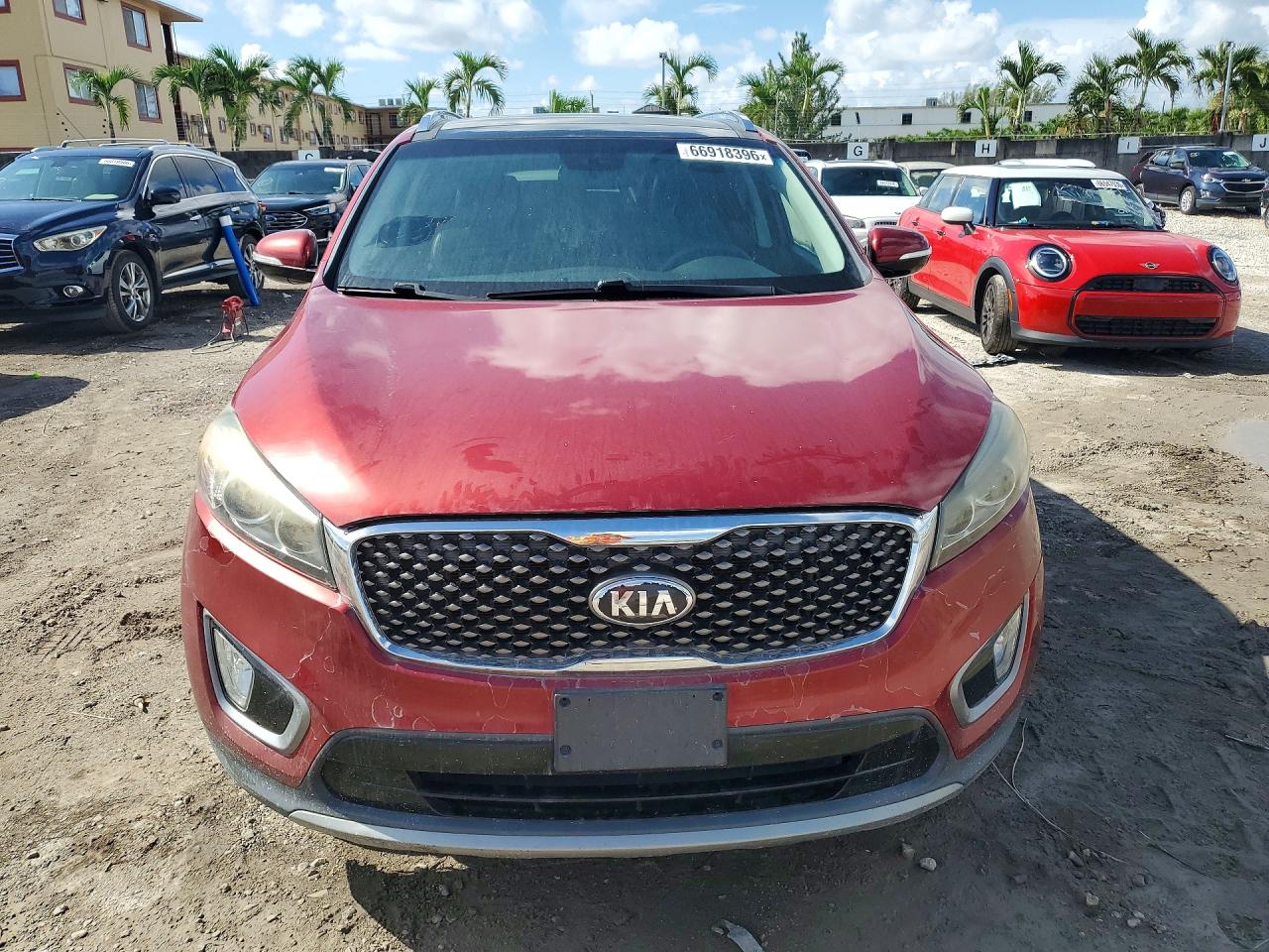 2016 Kia Sorento Ex Red vin: 5XYPH4A56GG041830