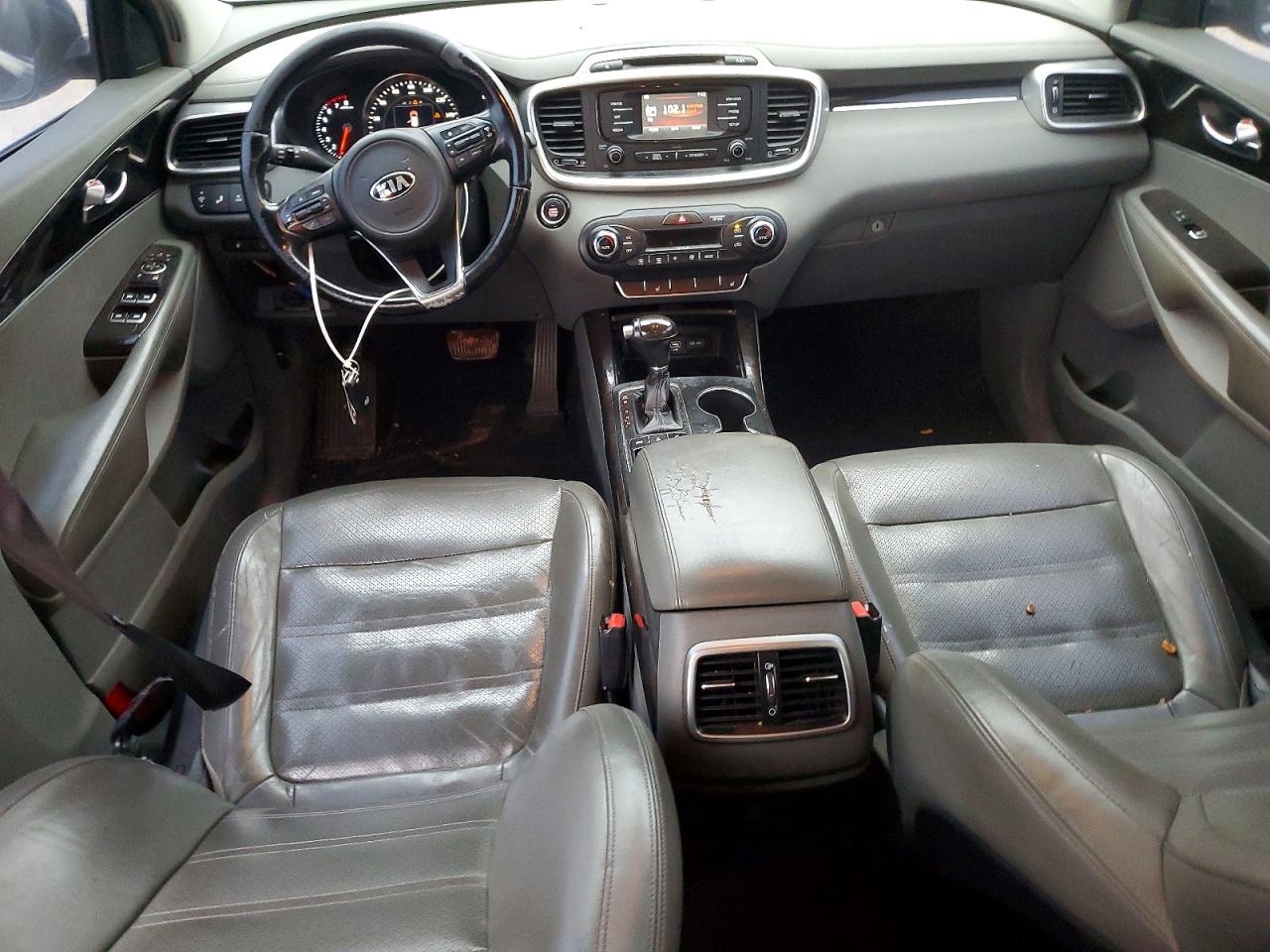 2016 Kia Sorento Ex Black vin: 5XYPHDA10GG023871