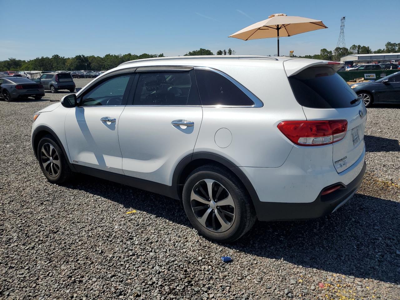 2017 Kia Sorento Ex White vin: 5XYPHDA10HG188823