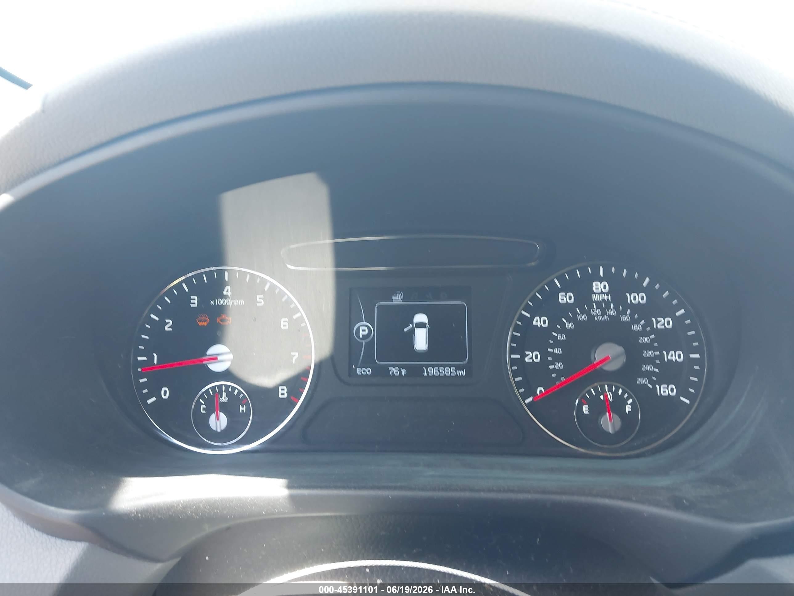 2016 Kia Sorento 2.0t Ex White vin: 5XYPHDA11GG035172