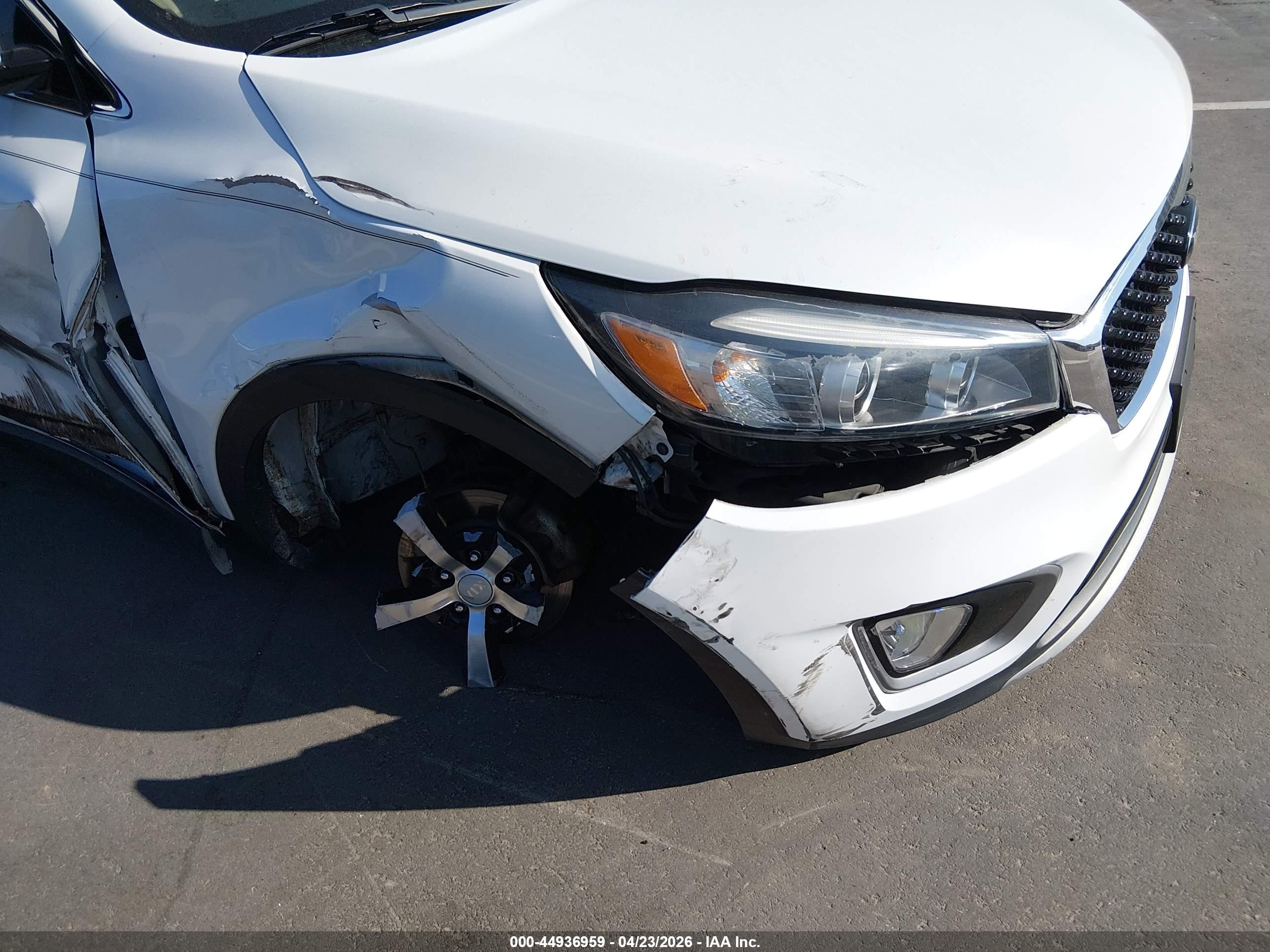 2016 Kia Sorento 2.0t Ex White vin: 5XYPHDA13GG031785