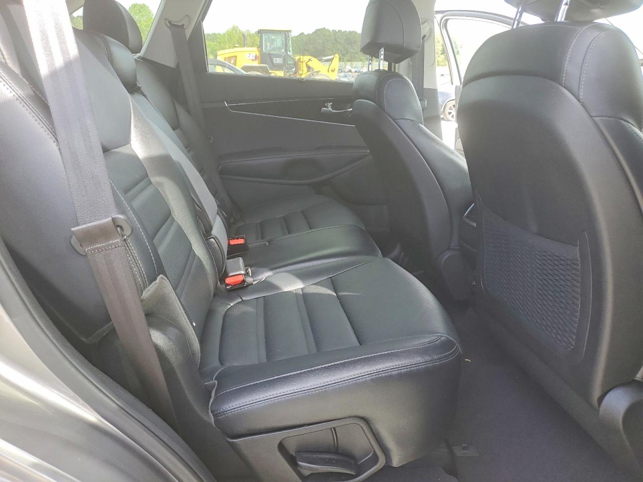 2017 Kia Sorento Ex Silver vin: 5XYPHDA13HG217697
