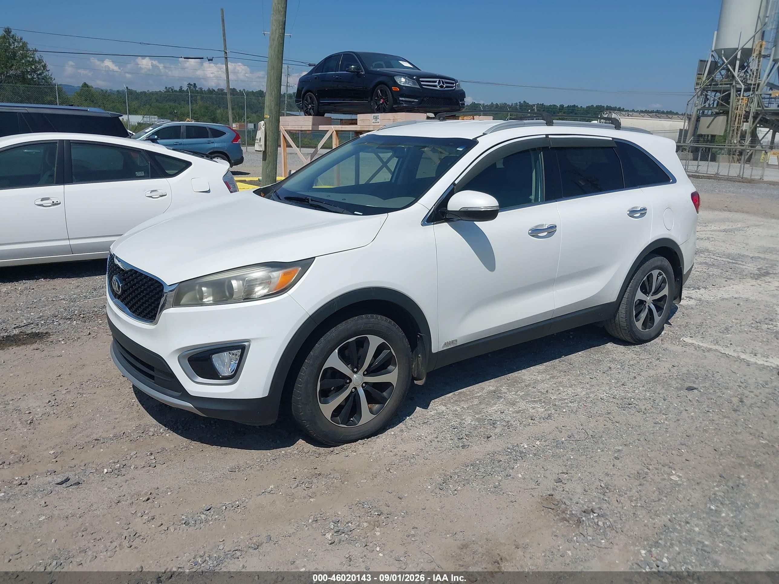 2016 Kia Sorento 2.0t Ex White vin: 5XYPHDA16GG014365