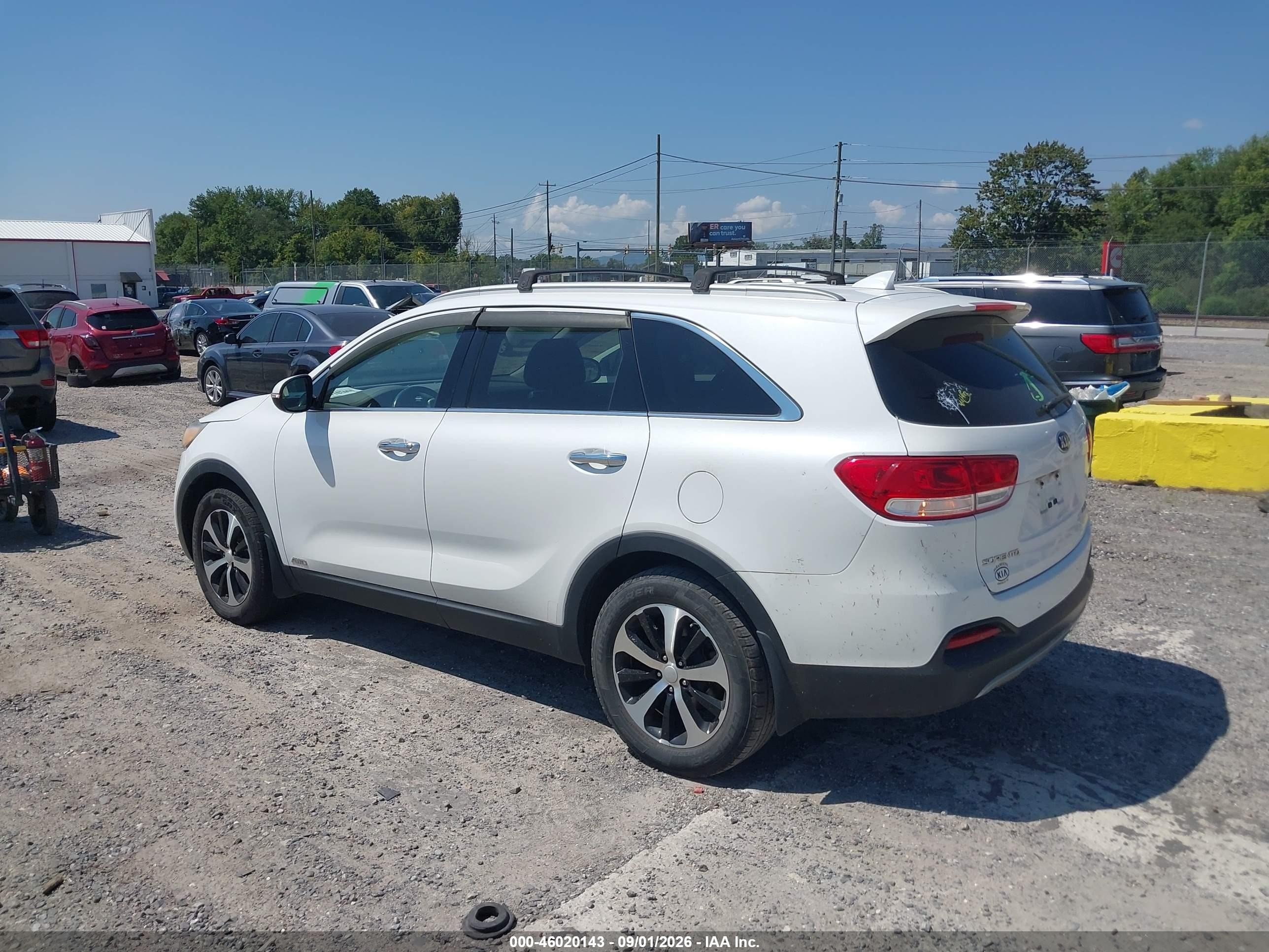 2016 Kia Sorento 2.0t Ex White vin: 5XYPHDA16GG014365