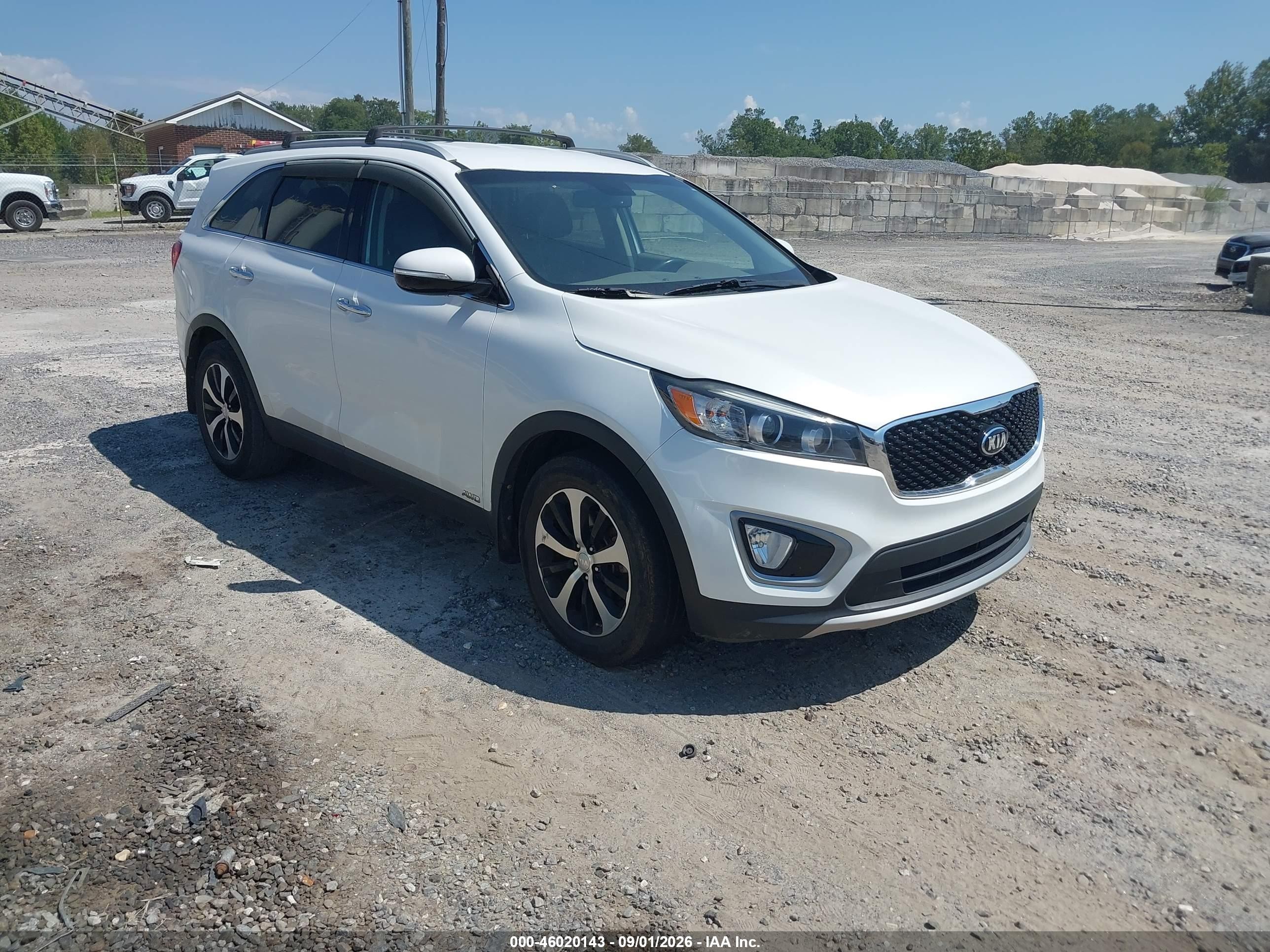 2016 Kia Sorento 2.0t Ex White vin: 5XYPHDA16GG014365