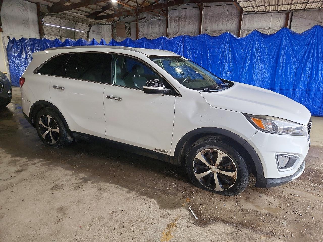 2018 Kia Sorento Ex V6 Белый vin: 5XYPHDA50JG421429