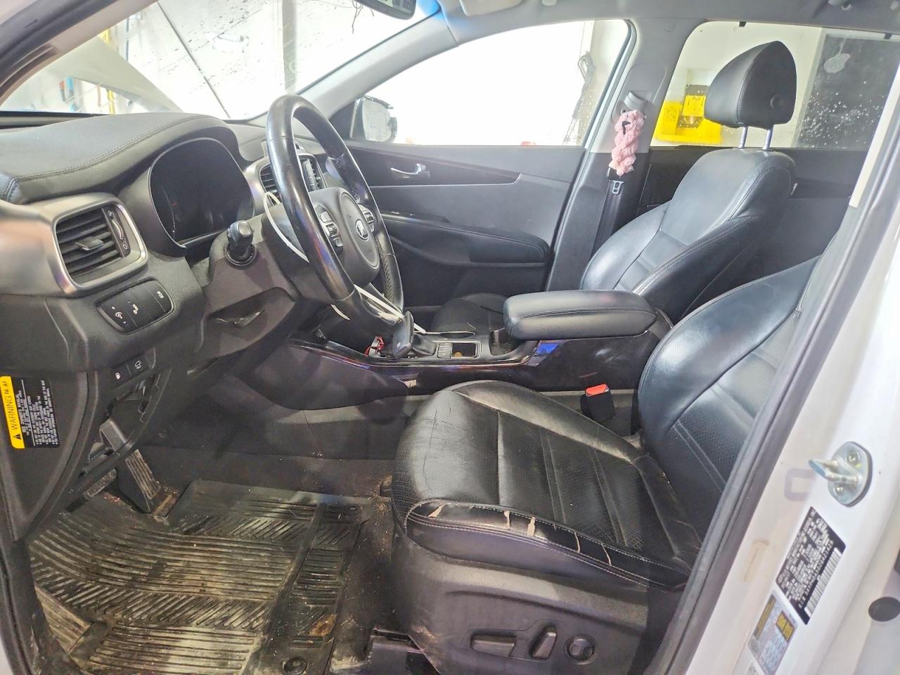 2018 Kia Sorento Ex V6 Белый vin: 5XYPHDA50JG421429