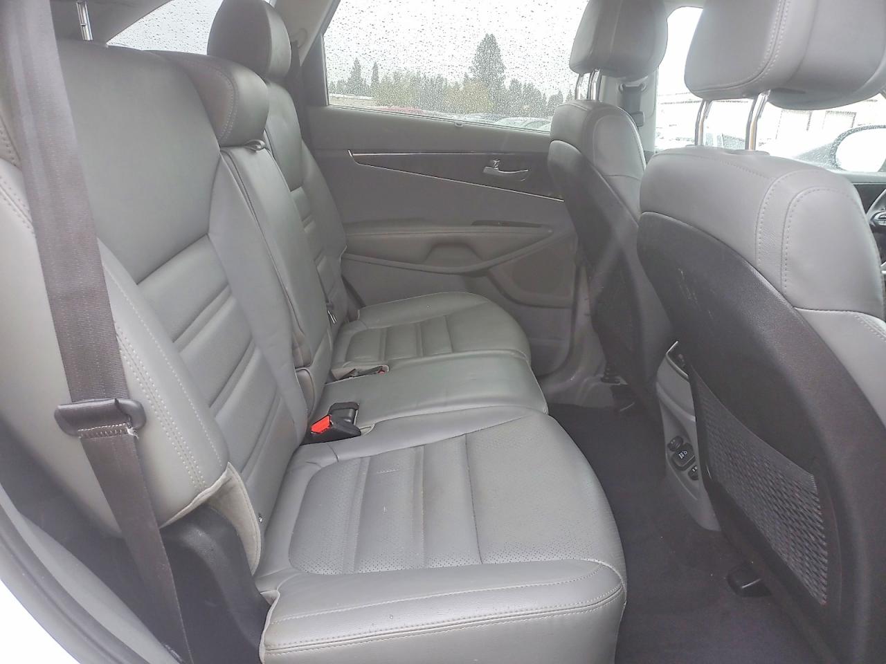 2016 Kia Sorento Ex White vin: 5XYPHDA52GG110478