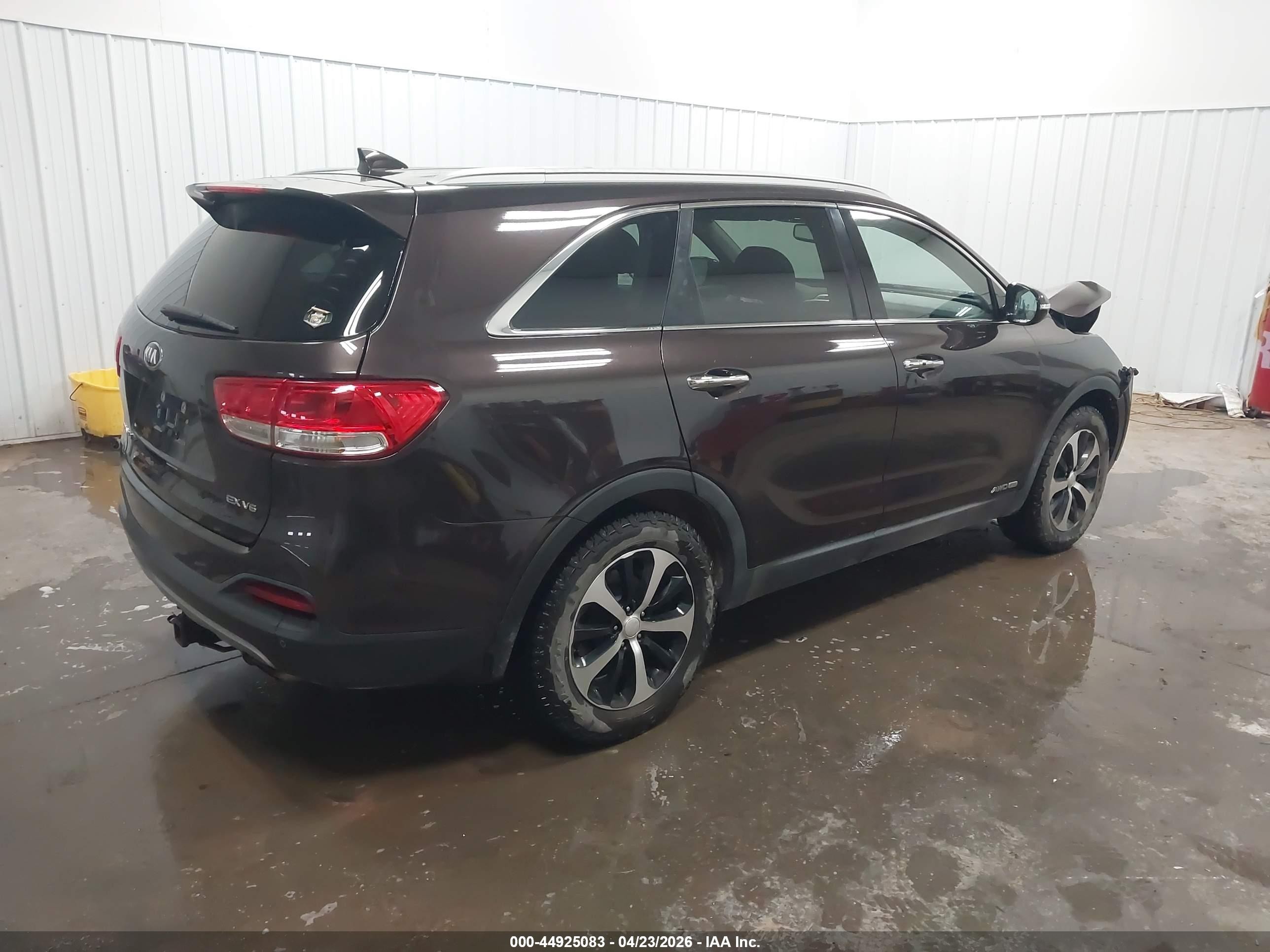 2018 Kia Sorento 3.3l Ex Фиолетовый vin: 5XYPHDA52JG365137