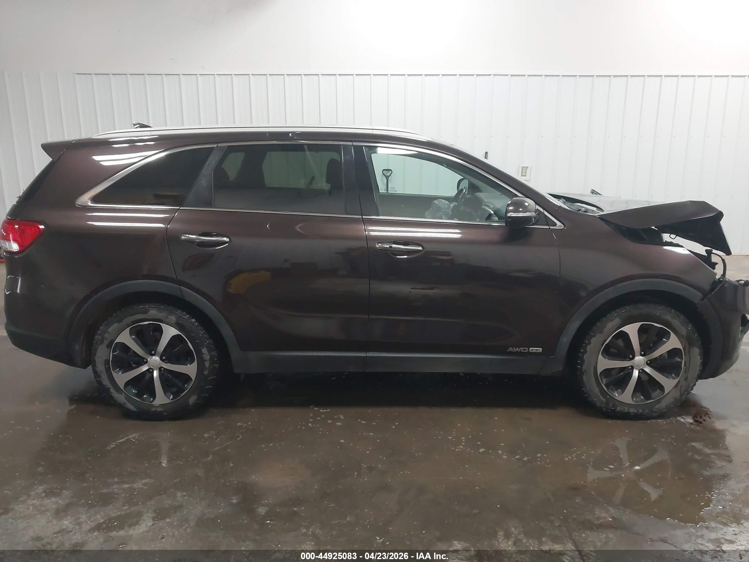 2018 Kia Sorento 3.3l Ex Фиолетовый vin: 5XYPHDA52JG365137