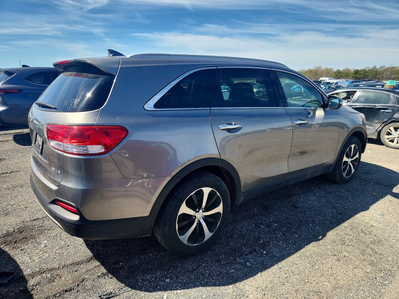 2016 Kia Sorento Ex Gray vin: 5XYPHDA56GG012991