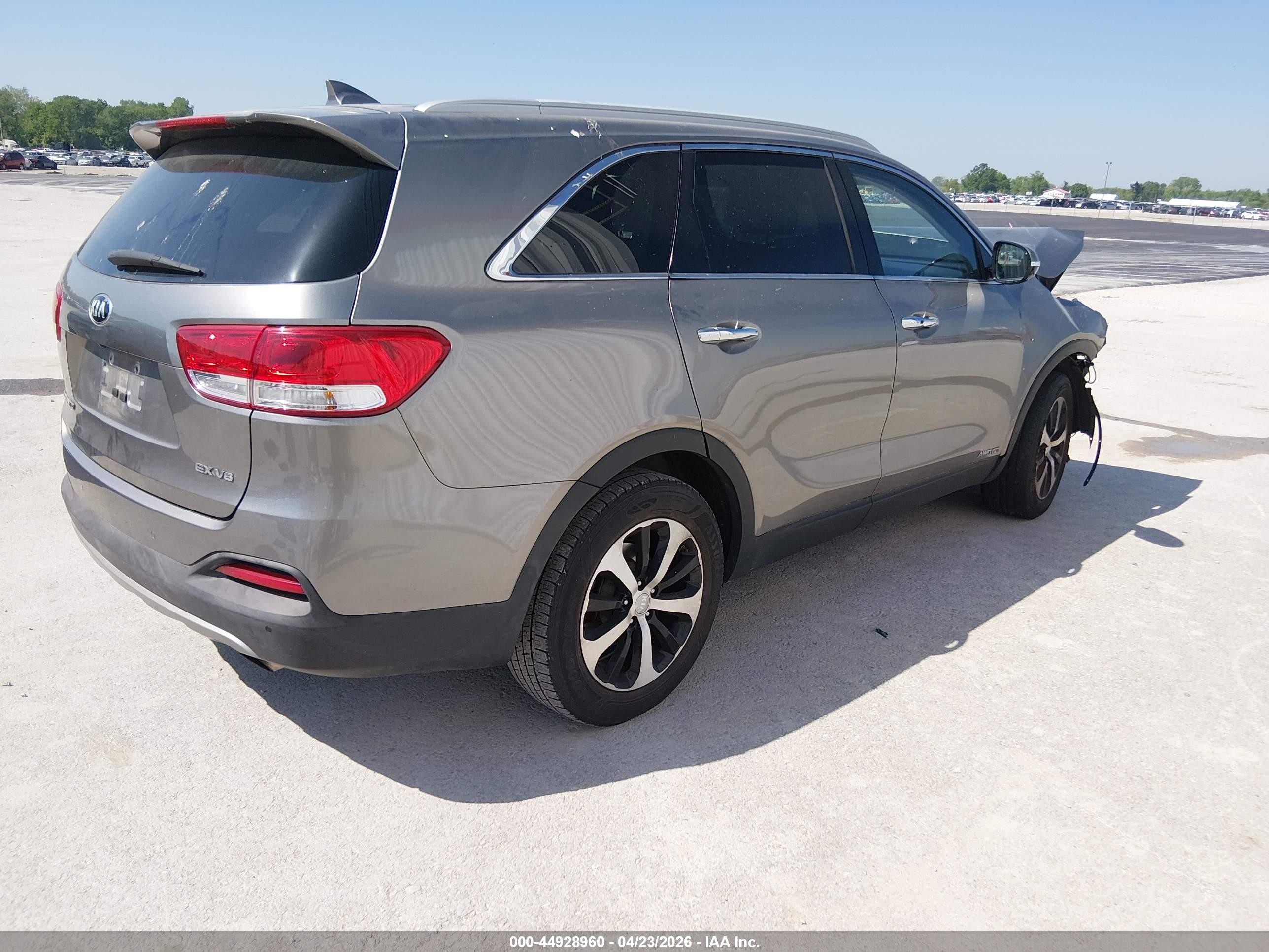 2017 Kia Sorento 3.3l Ex Gray vin: 5XYPHDA58HG296741