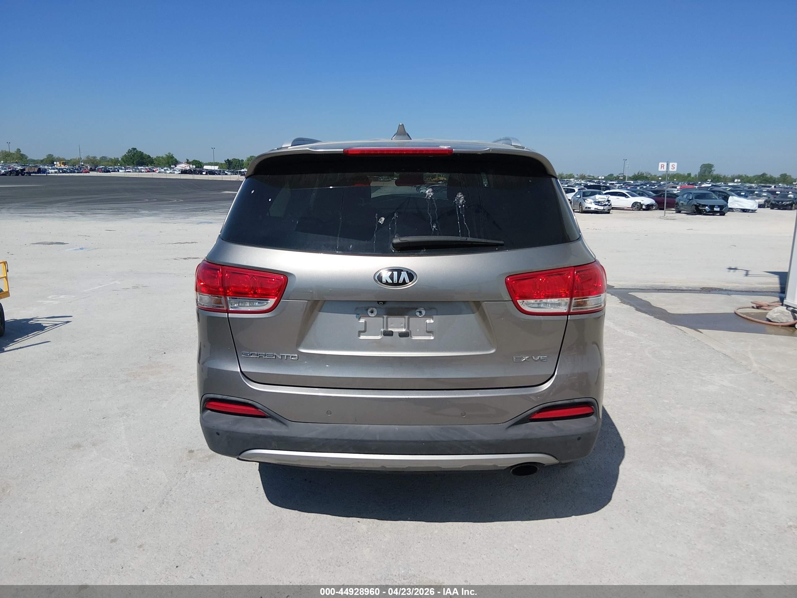 2017 Kia Sorento 3.3l Ex Gray vin: 5XYPHDA58HG296741