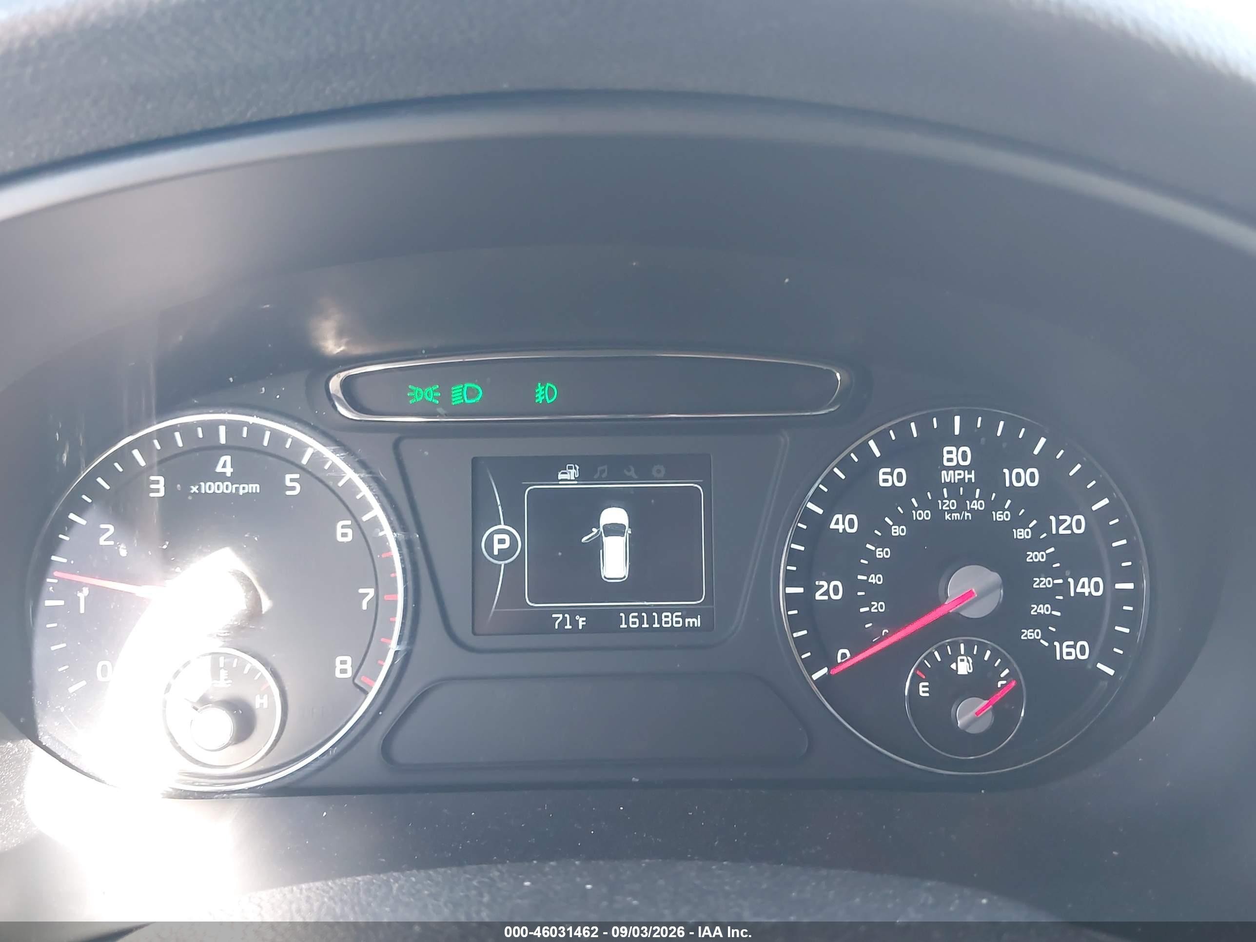 2016 Kia Sorento 3.3l Ex White vin: 5XYPHDA59GG104841