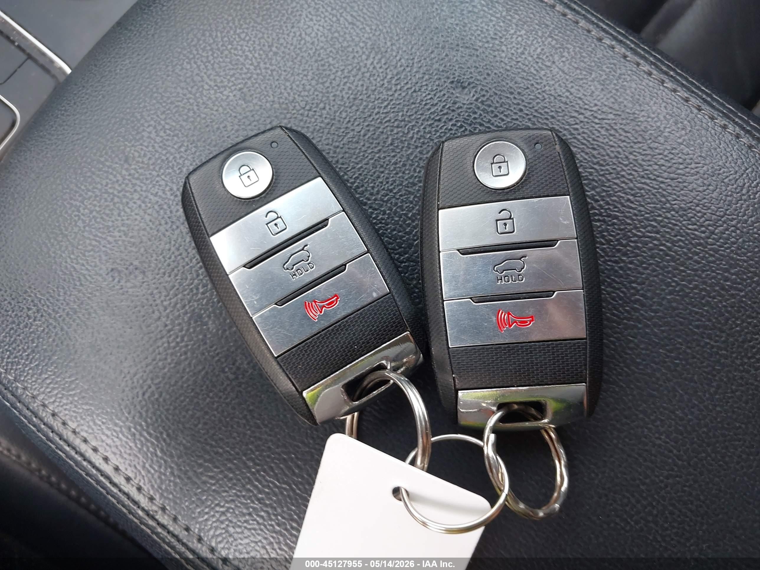 2020 Kia Sorento 3.3l Ex Red vin: 5XYPHDA59LG676244