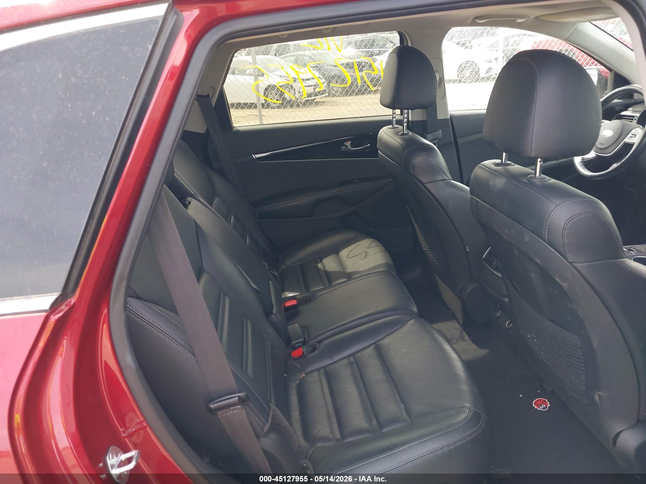 2020 Kia Sorento 3.3l Ex Red vin: 5XYPHDA59LG676244