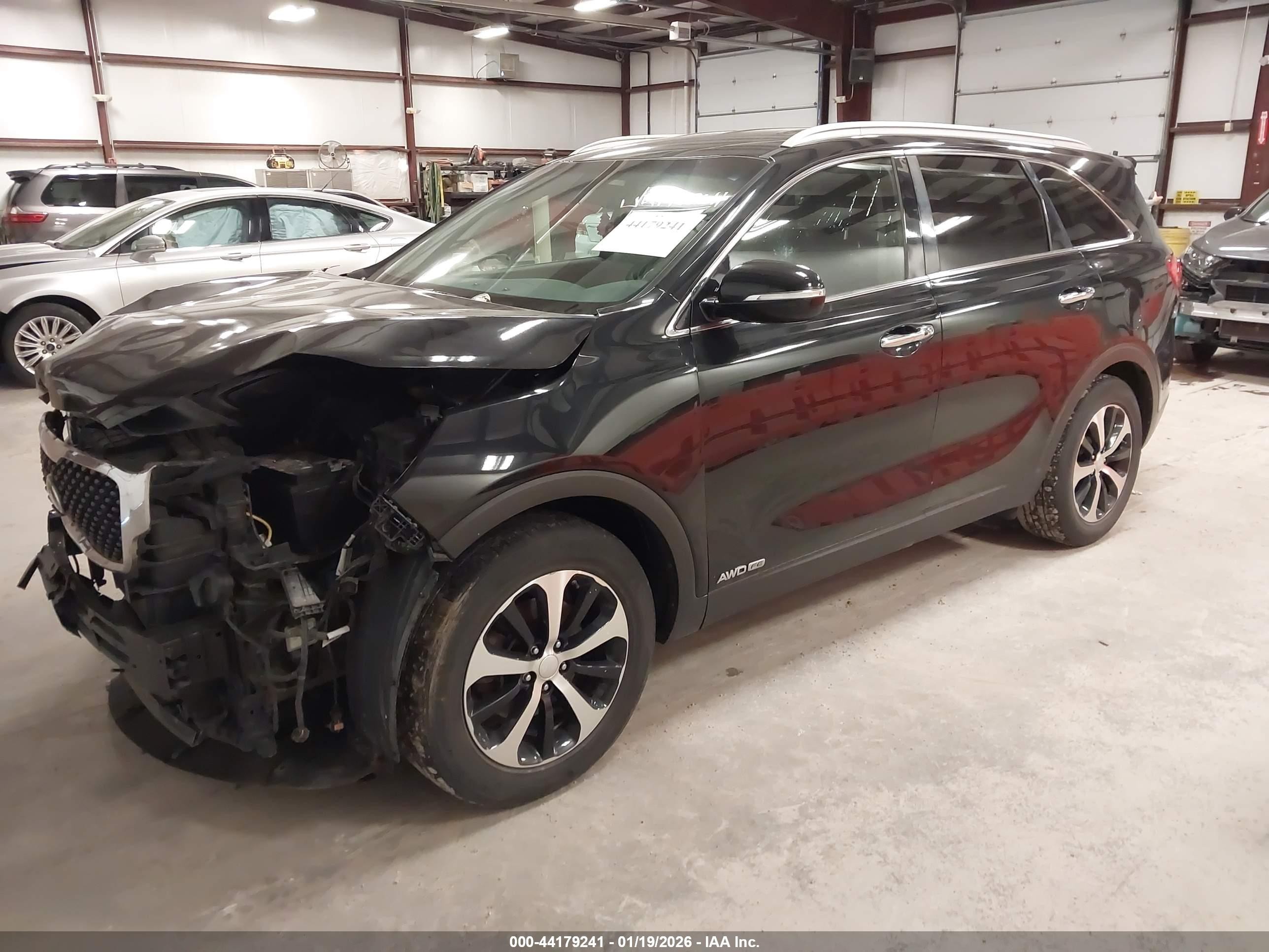 2016 Kia Sorento 3.3l Ex Black vin: 5XYPHDA5XGG162568
