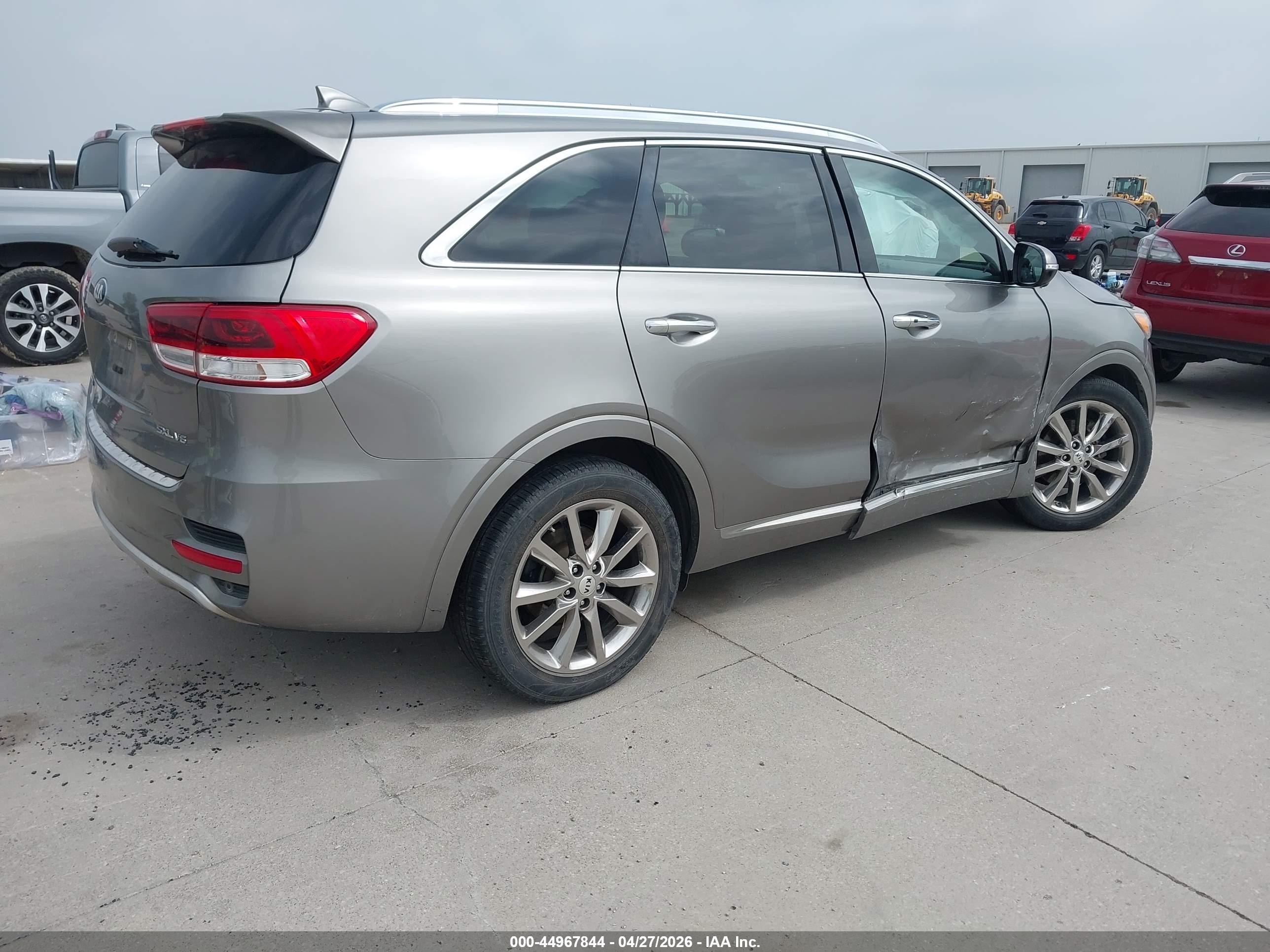 2017 Kia Sorento 3.3l Sxl Silver vin: 5XYPK4A50HG294872