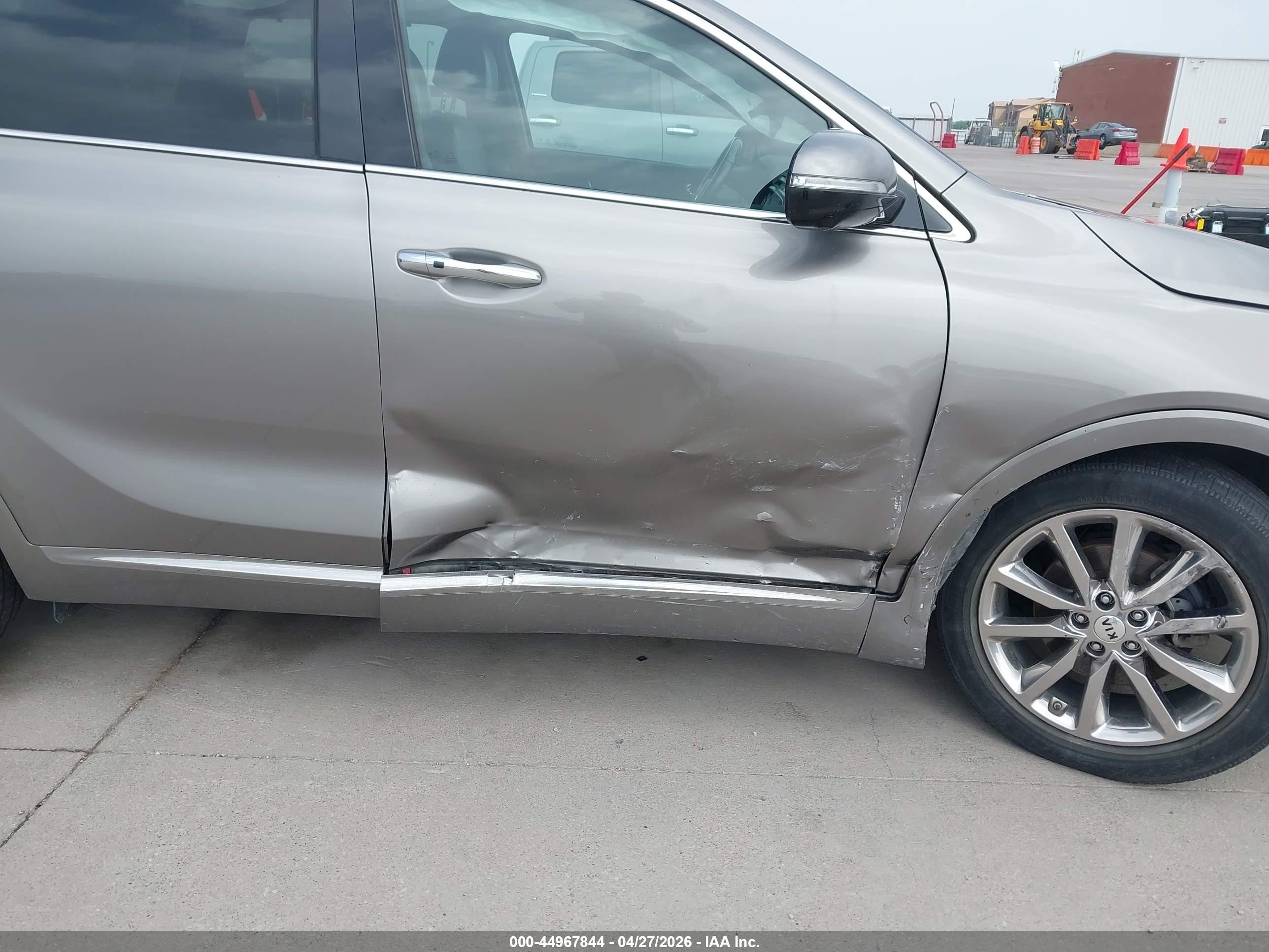 2017 Kia Sorento 3.3l Sxl Silver vin: 5XYPK4A50HG294872