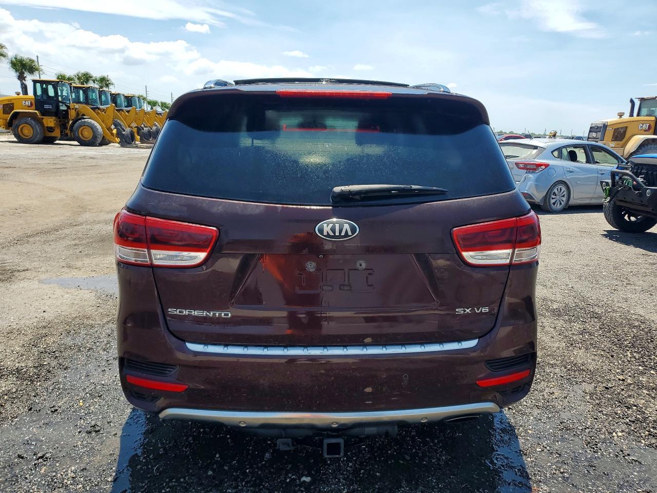 2016 Kia Sorento Sx V6 Burgundy vin: 5XYPK4A51GG006419