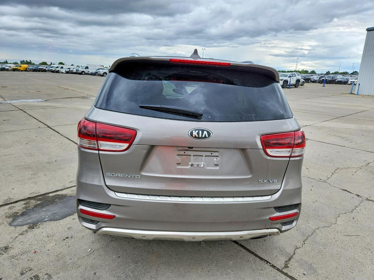 2016 Kia Sorento Sx V6 Серый vin: 5XYPK4A51GG131601