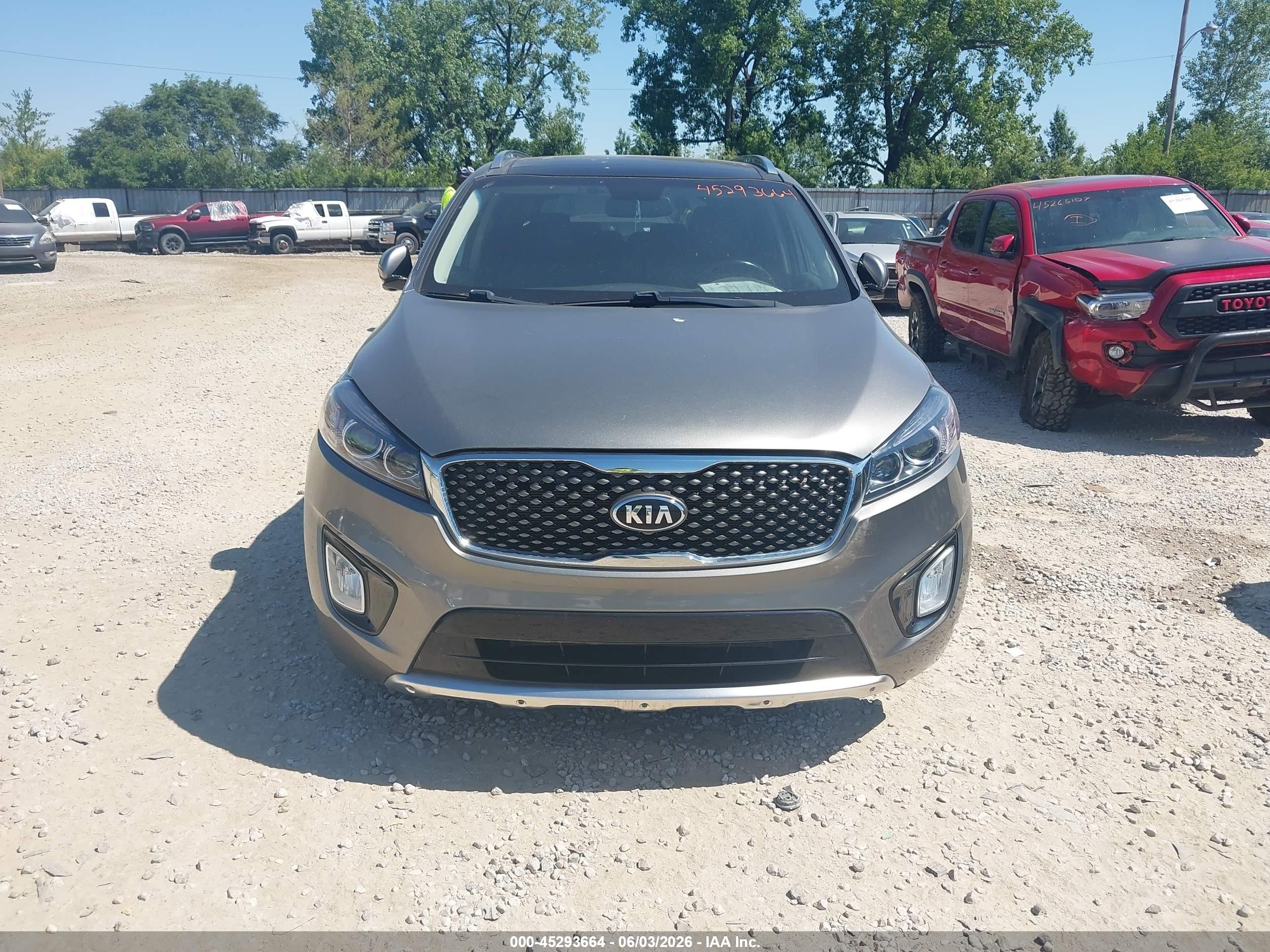 2016 Kia Sorento 3.3l Sx Silver vin: 5XYPKDA51GG099264